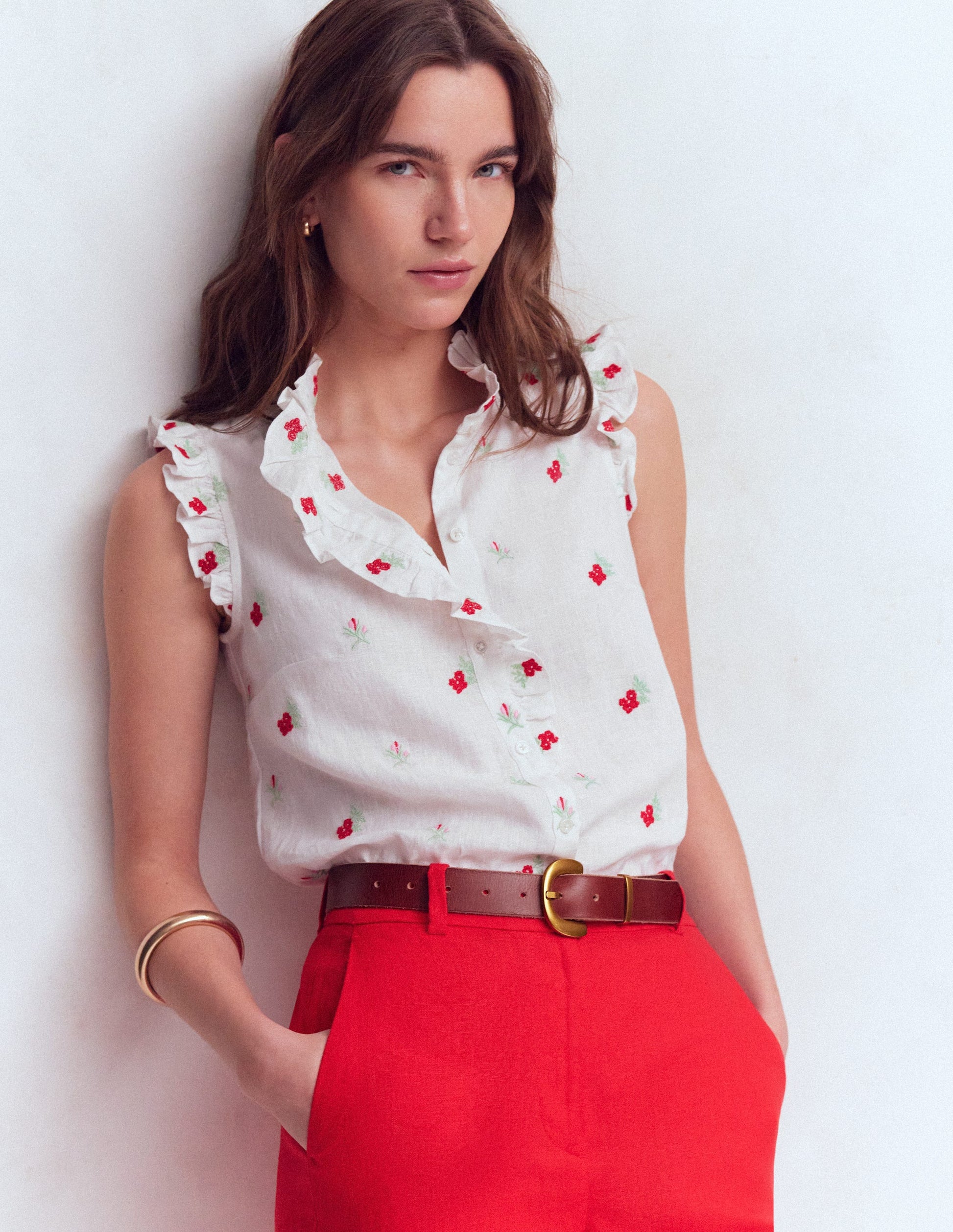 Isabel Ärmelloses Leinenoberteil-Blumenstickerei-5