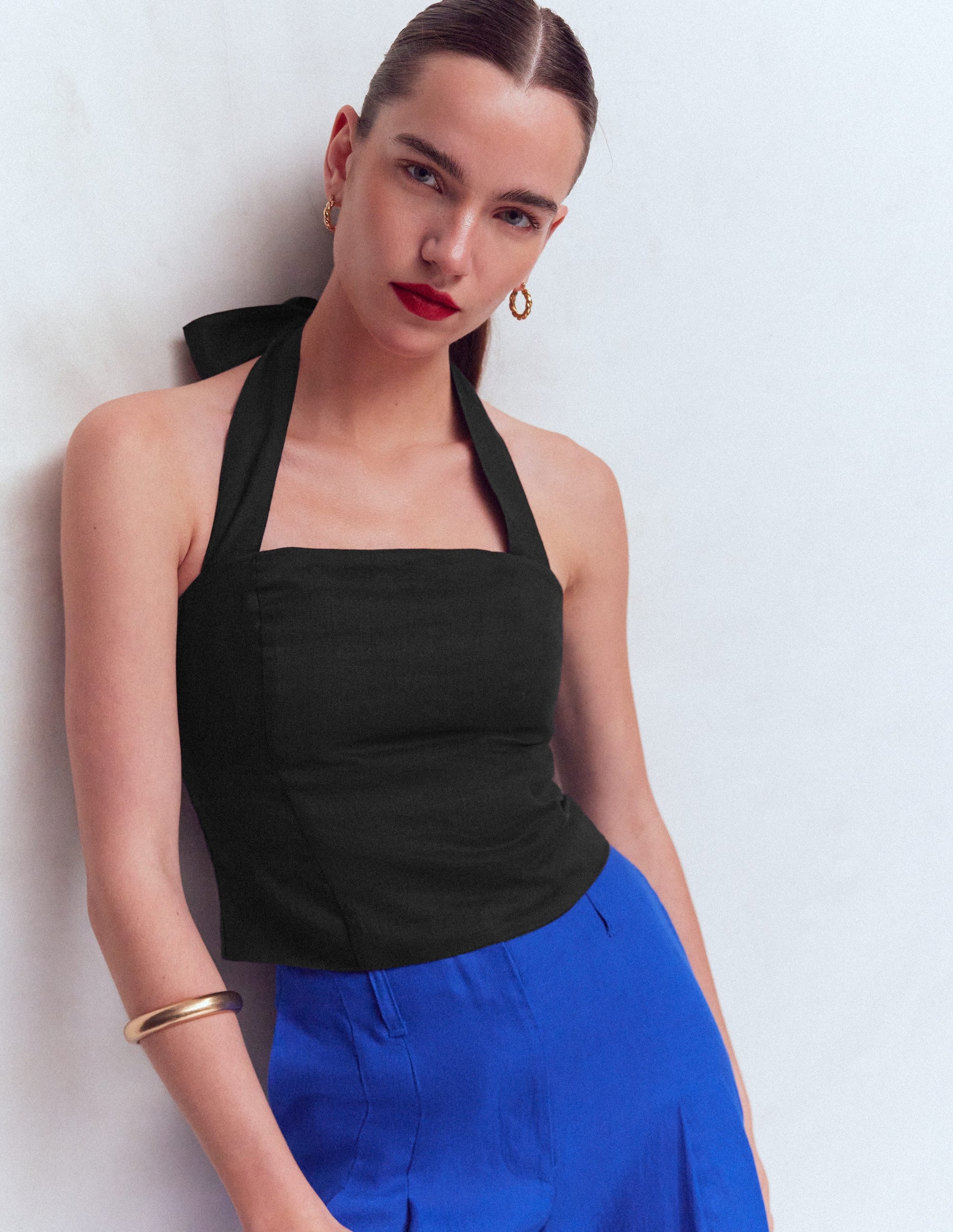 Oberteil aus Leinen mit Neckholder-Schwarz-1