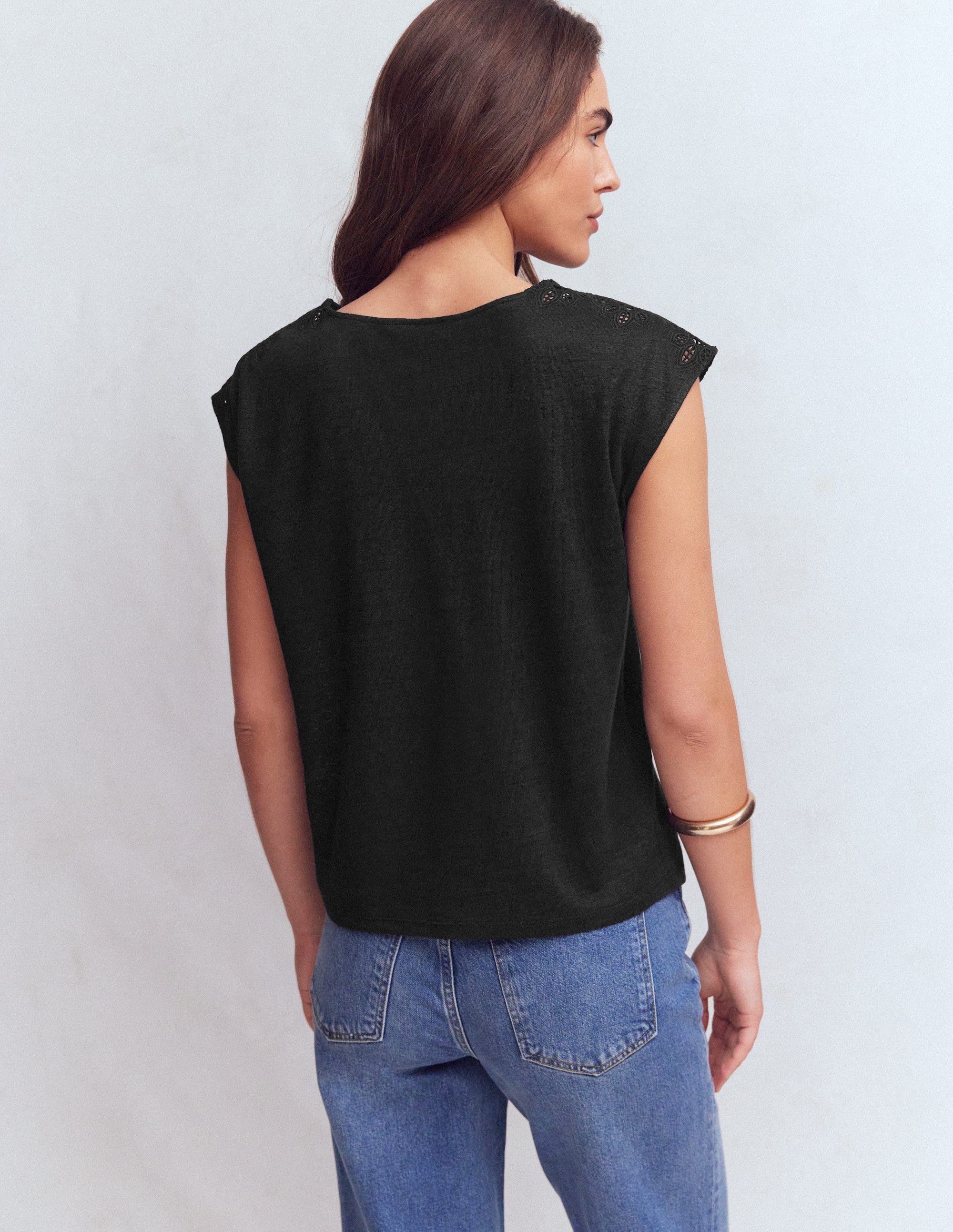 T-shirt Tara ajouré en lin-Noir - Image 3