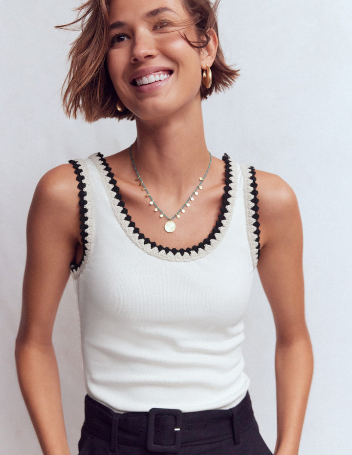 Maddie Top mit Besatz-Naturweiß