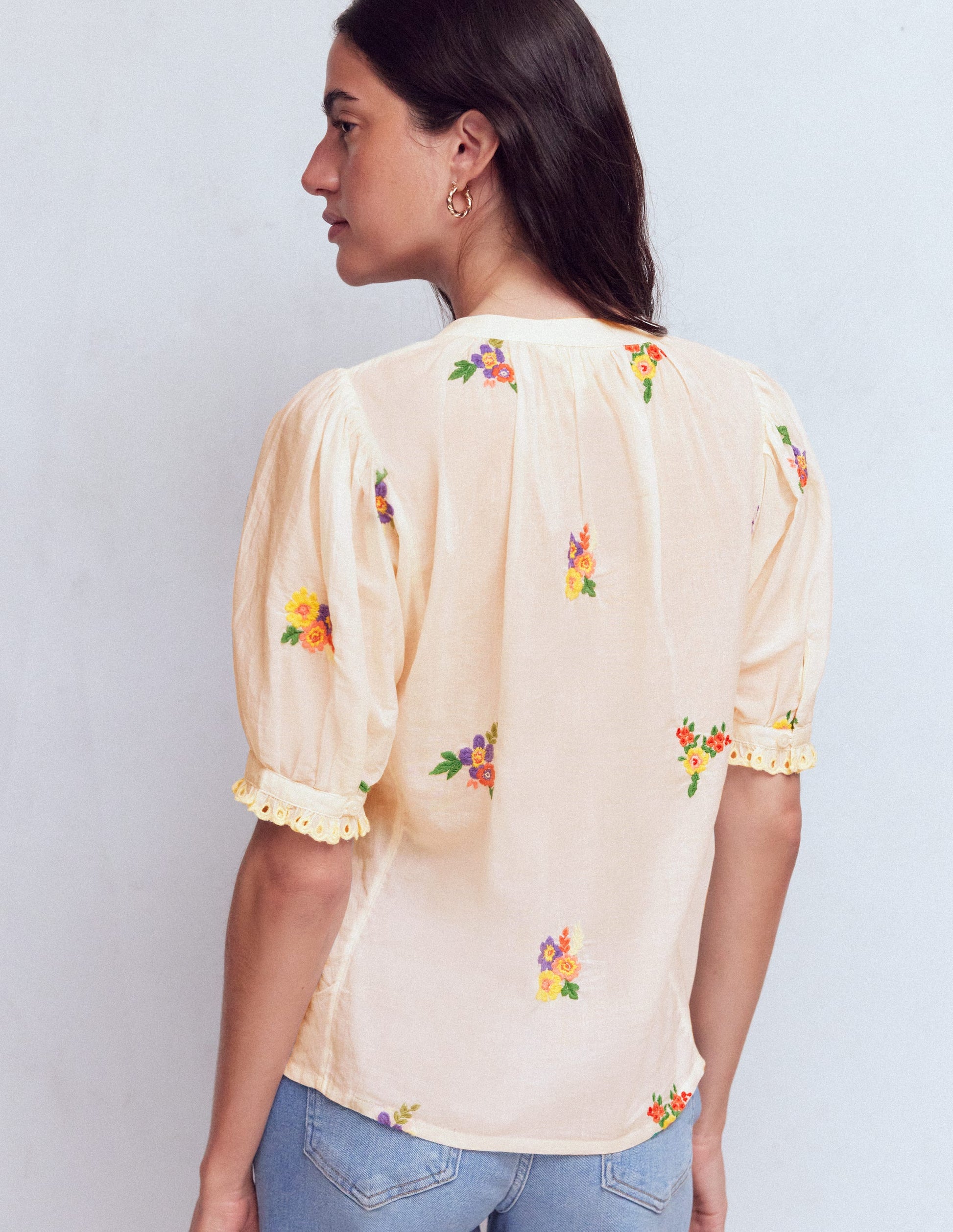 Kurzärmliges Dolman-Oberteil-Naturweiß Blumenmuster Stickerei-5