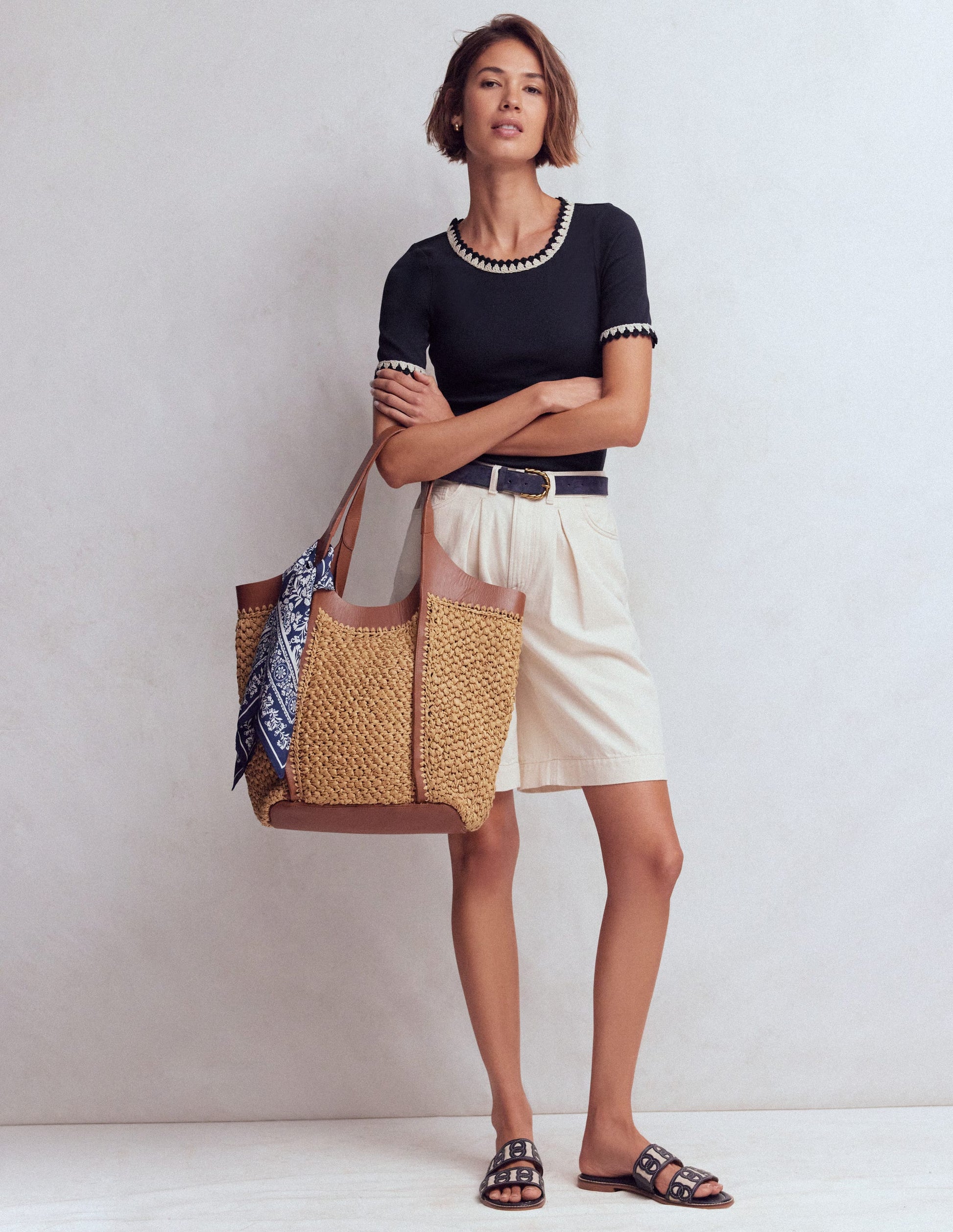 Maddie T-Shirt mit Besatz-Marineblau-1