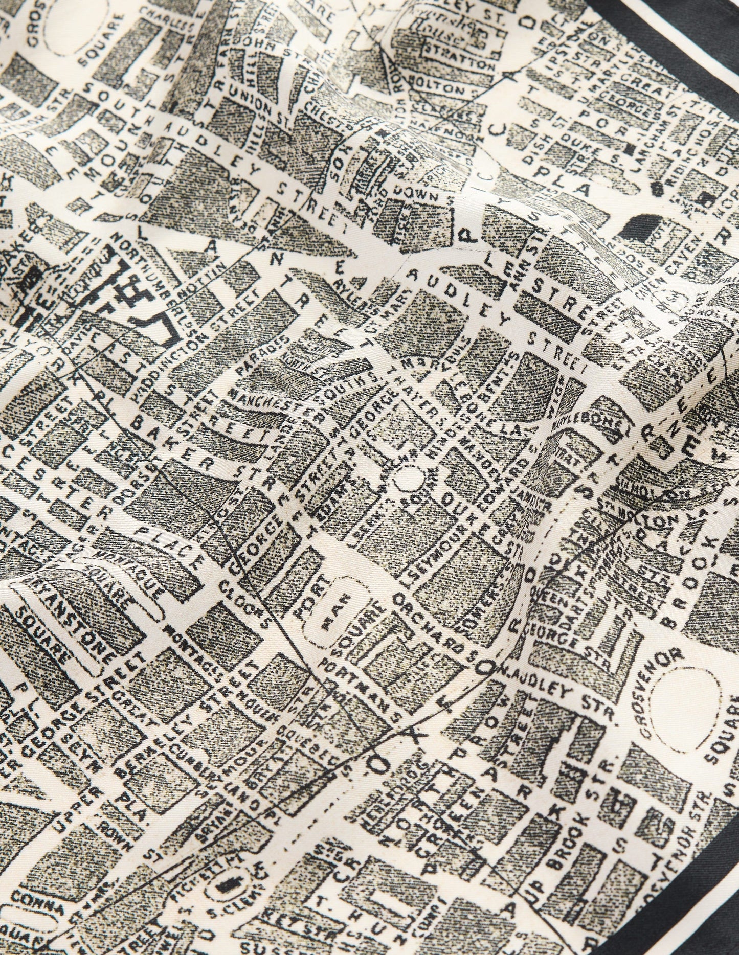 Quadratischer Seidenschal-Karte von London