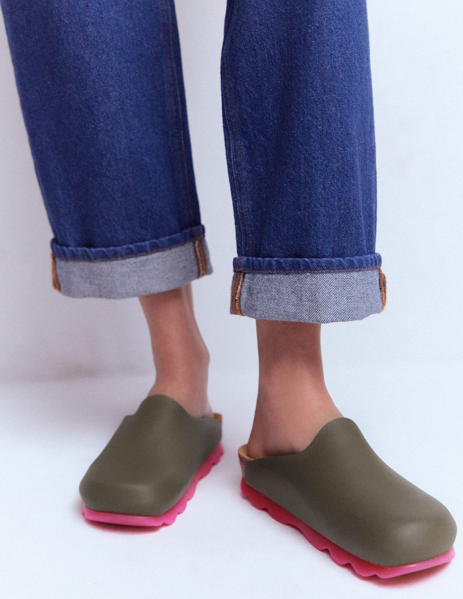 Lyla Clogs in Blockfarben-Khaki/Rosa-4