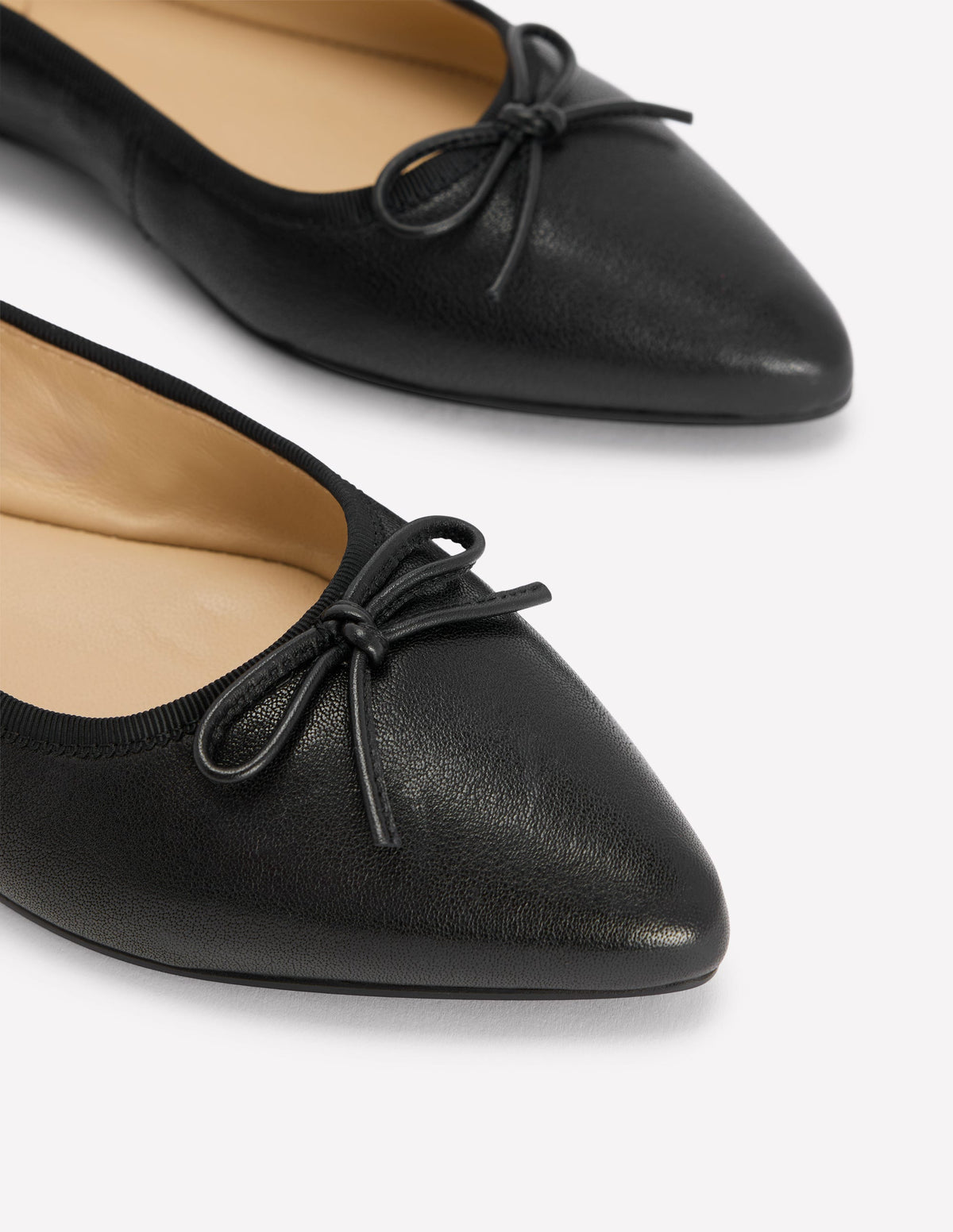 Spitze, flache Schuhe mit flexibler Sohle-Schwarz Gewalktes Leder - Image 4