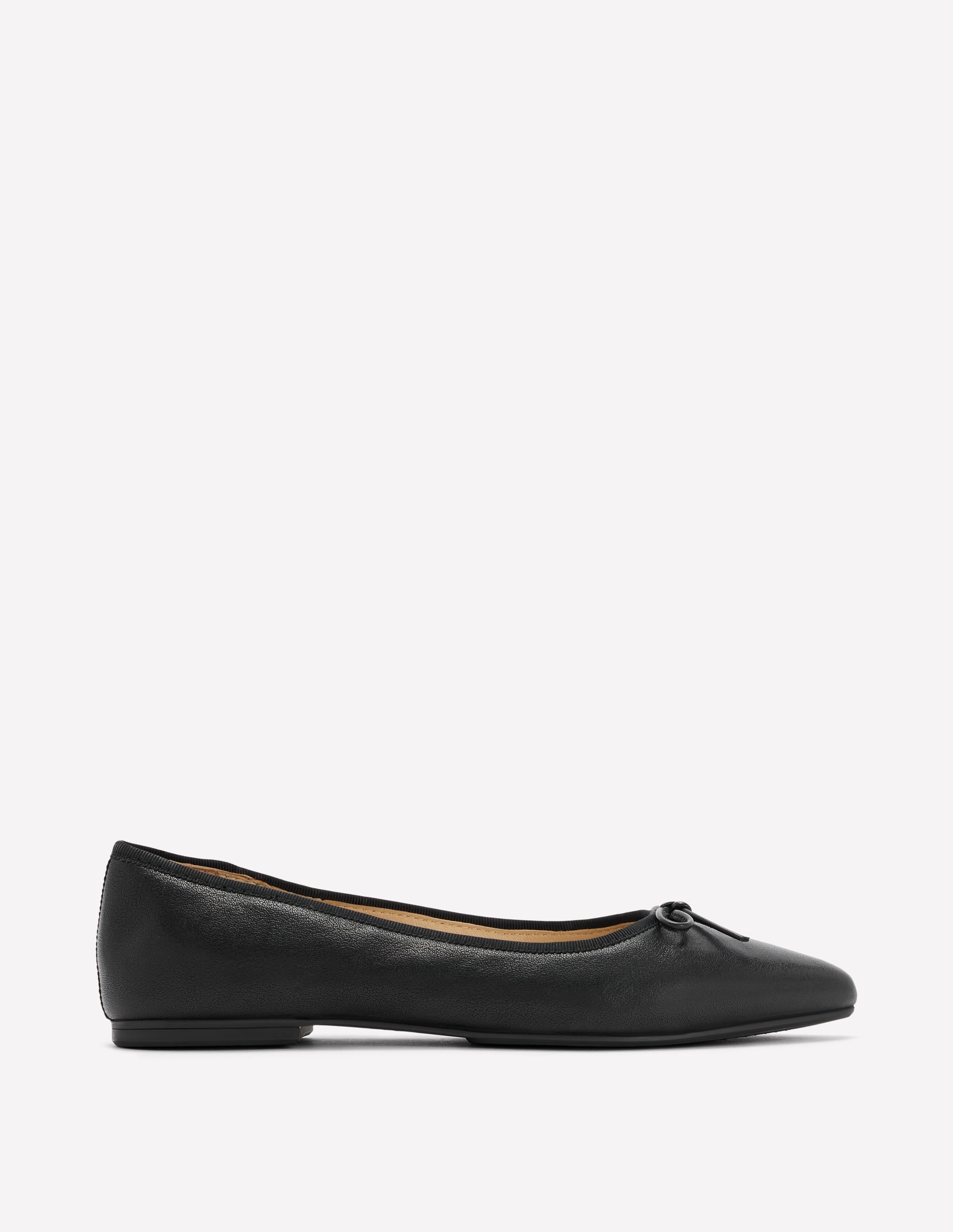 Spitze, flache Schuhe mit flexibler Sohle-Schwarz Gewalktes Leder - Image 1