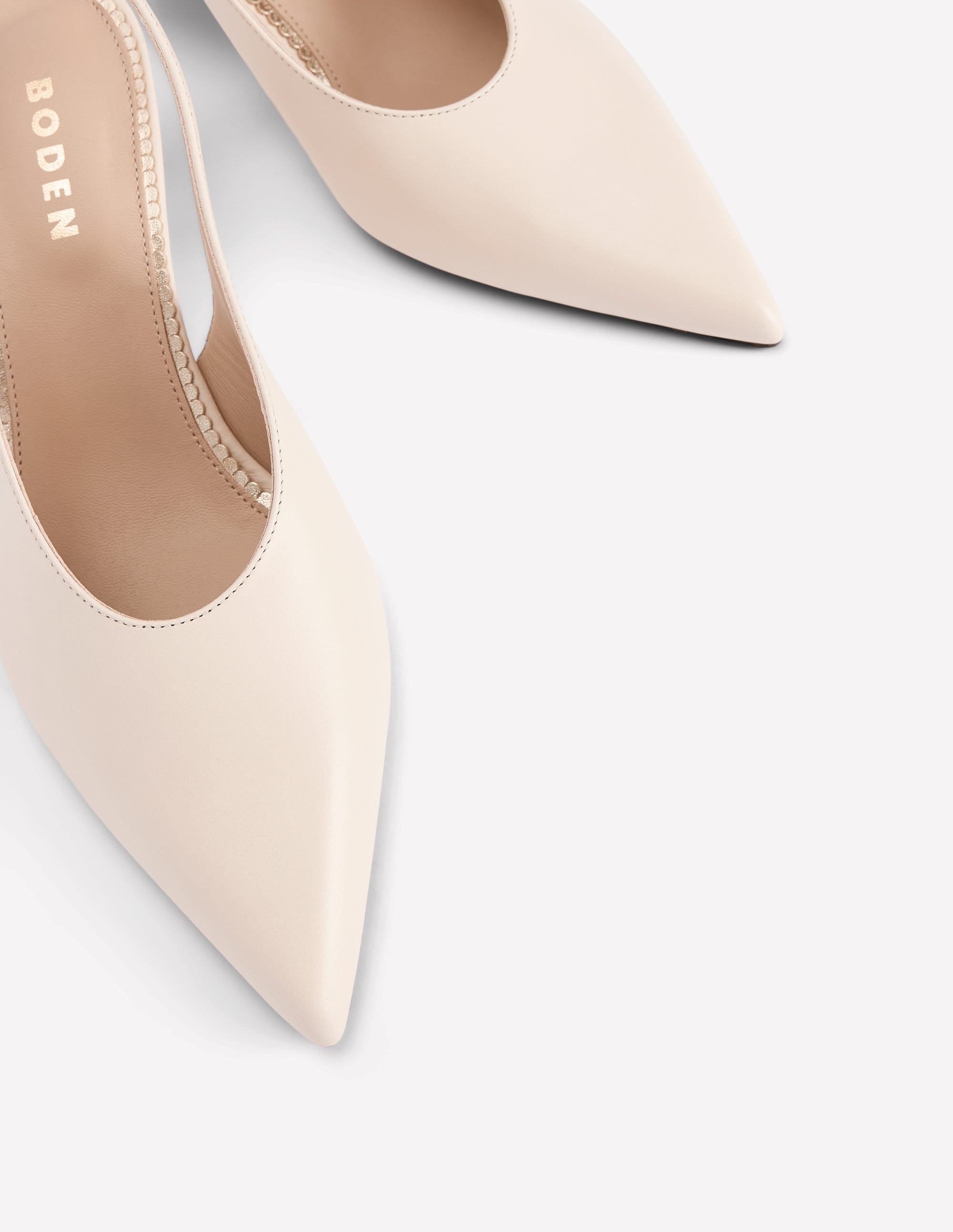 Hochgeschnittene Slingback-Pumps-Beige - Image 5