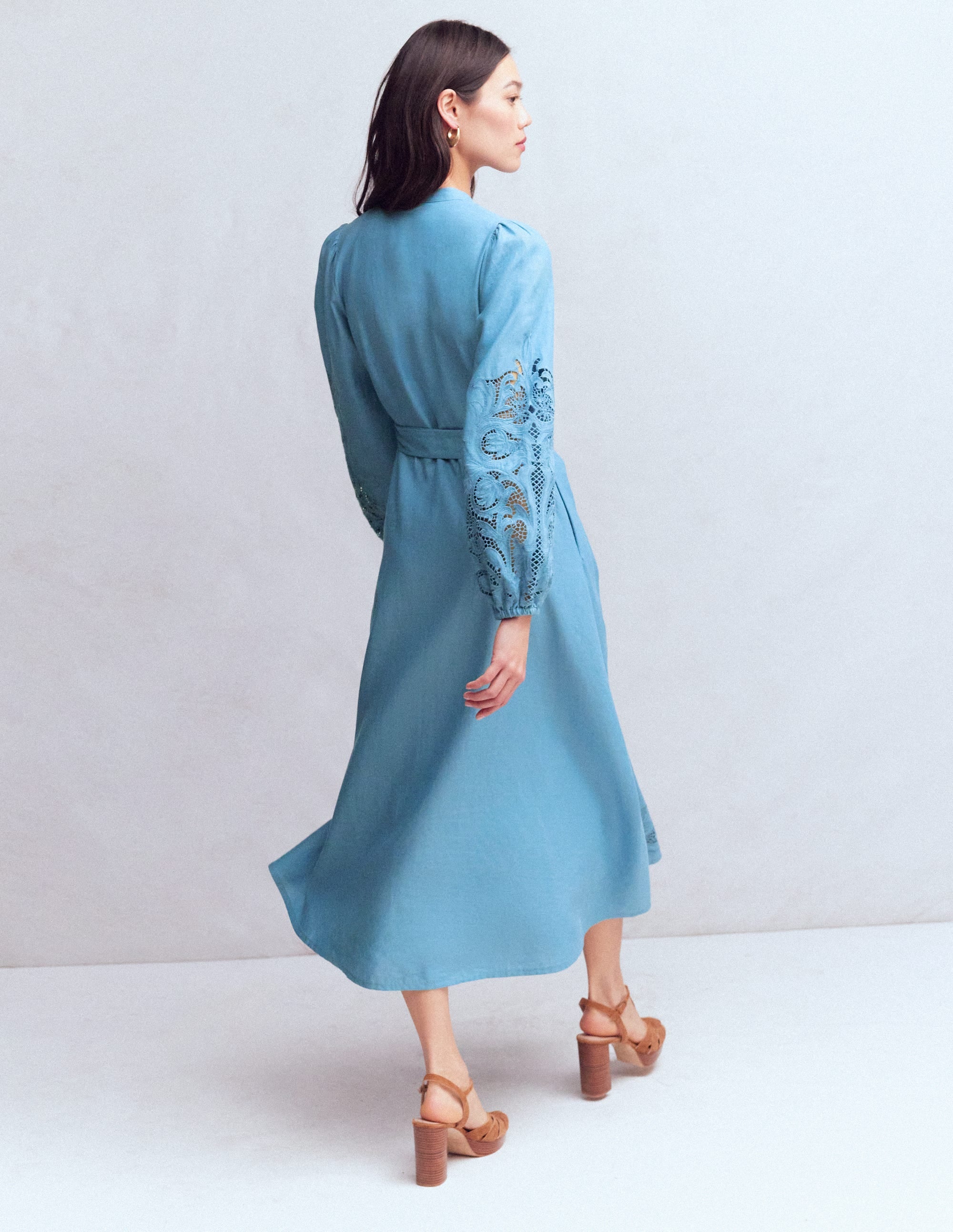 Mae Hemdblusenkleid aus Leinenmischgewebe-Blauer Himmel - Image 3