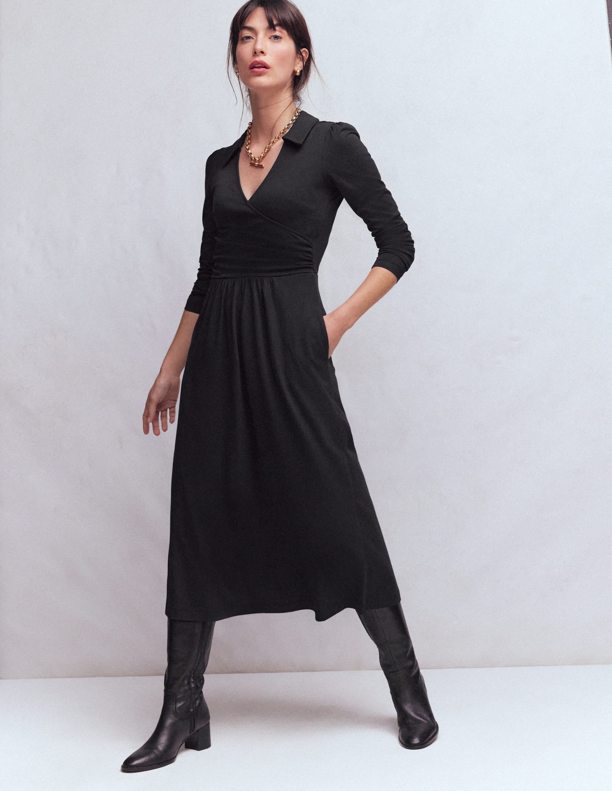 Carla Jersey-Wickelkleid-Schwarz - Image 4