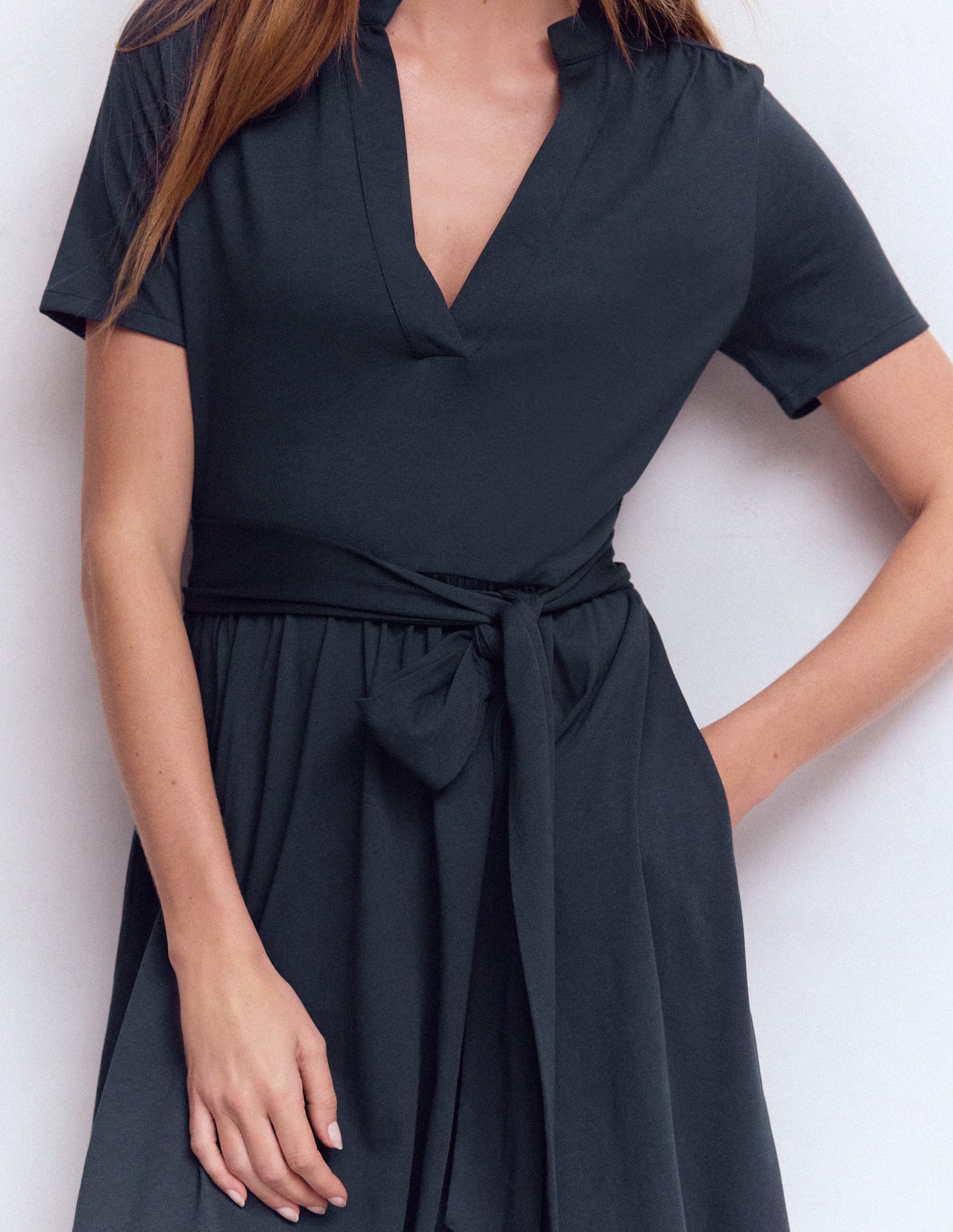 Daisy Ausgestelltes Jerseykleid-Marineblau