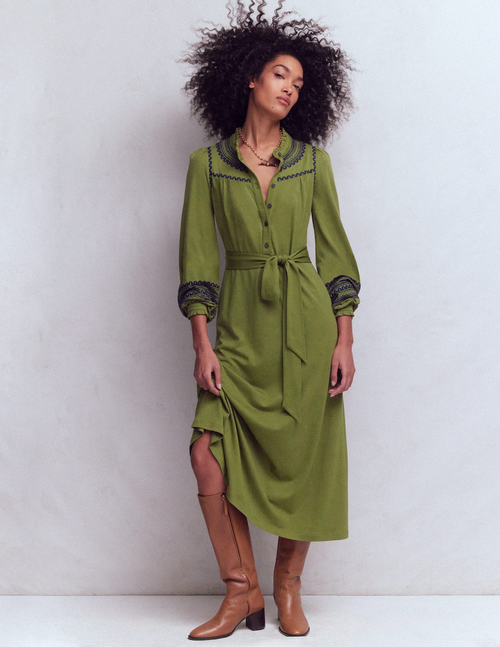 Midi-Hemdblusenkleid aus Jersey mit Rüschen-Olive-1