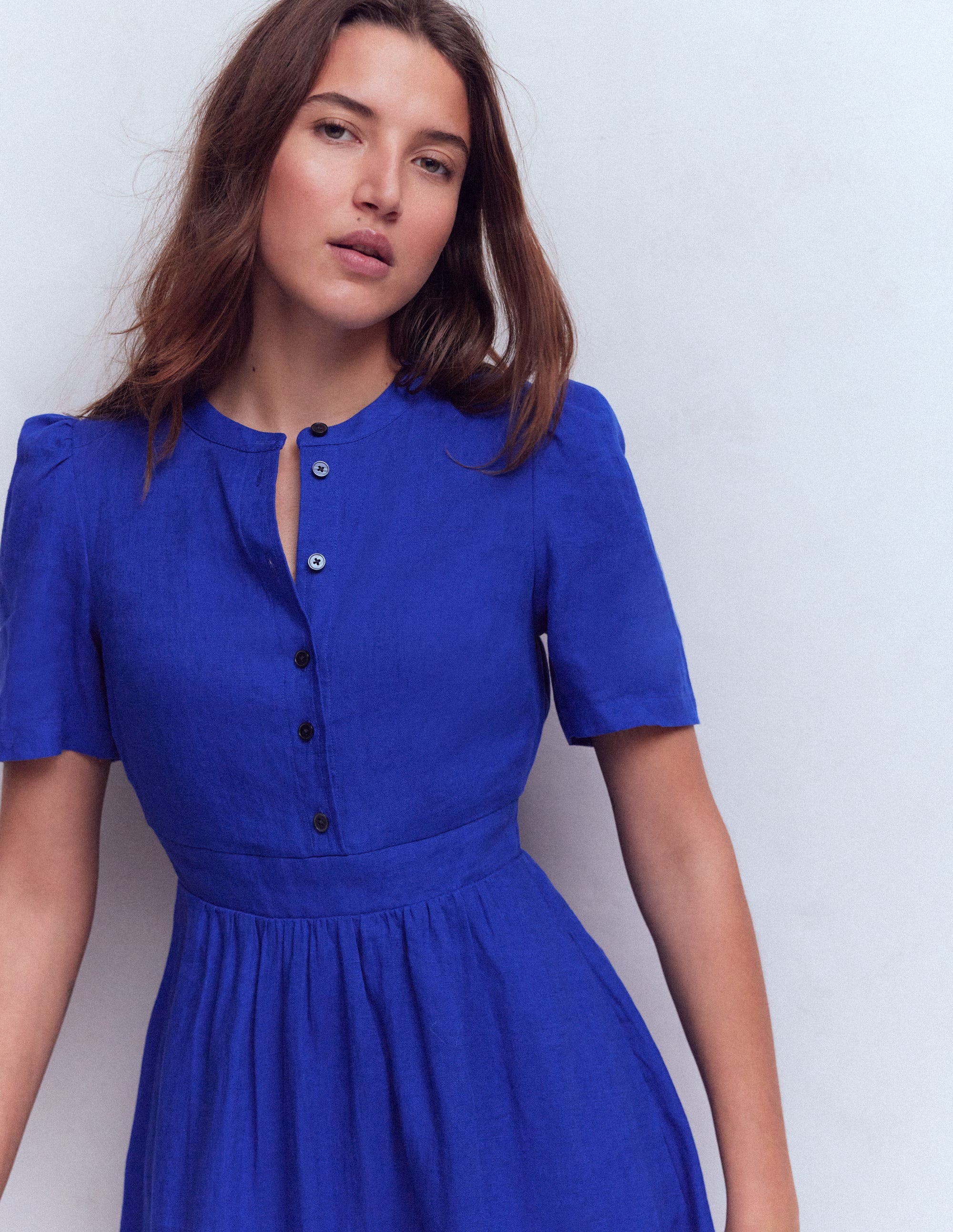 Ivy Leinen-Midikleid mit Knopfleiste-Leuchtendes Blau - Image 3