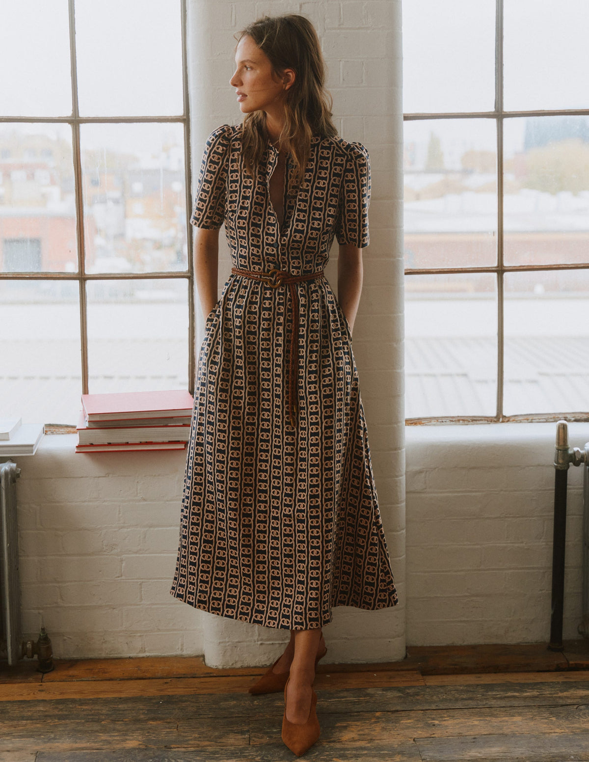 Robe midi Ivy boutonnée en lin-Bleu marine foncé, motif Rope Trellis - Image 6