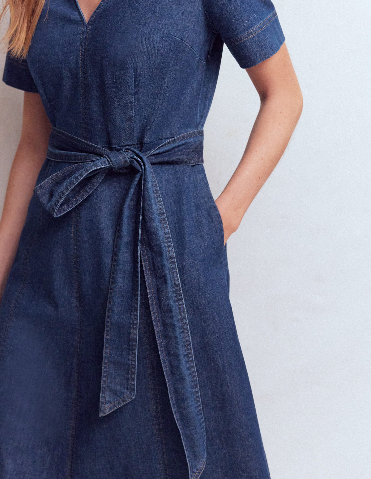 Jeanskleid mit V-Ausschnitt-Medium Vintage - Image 2