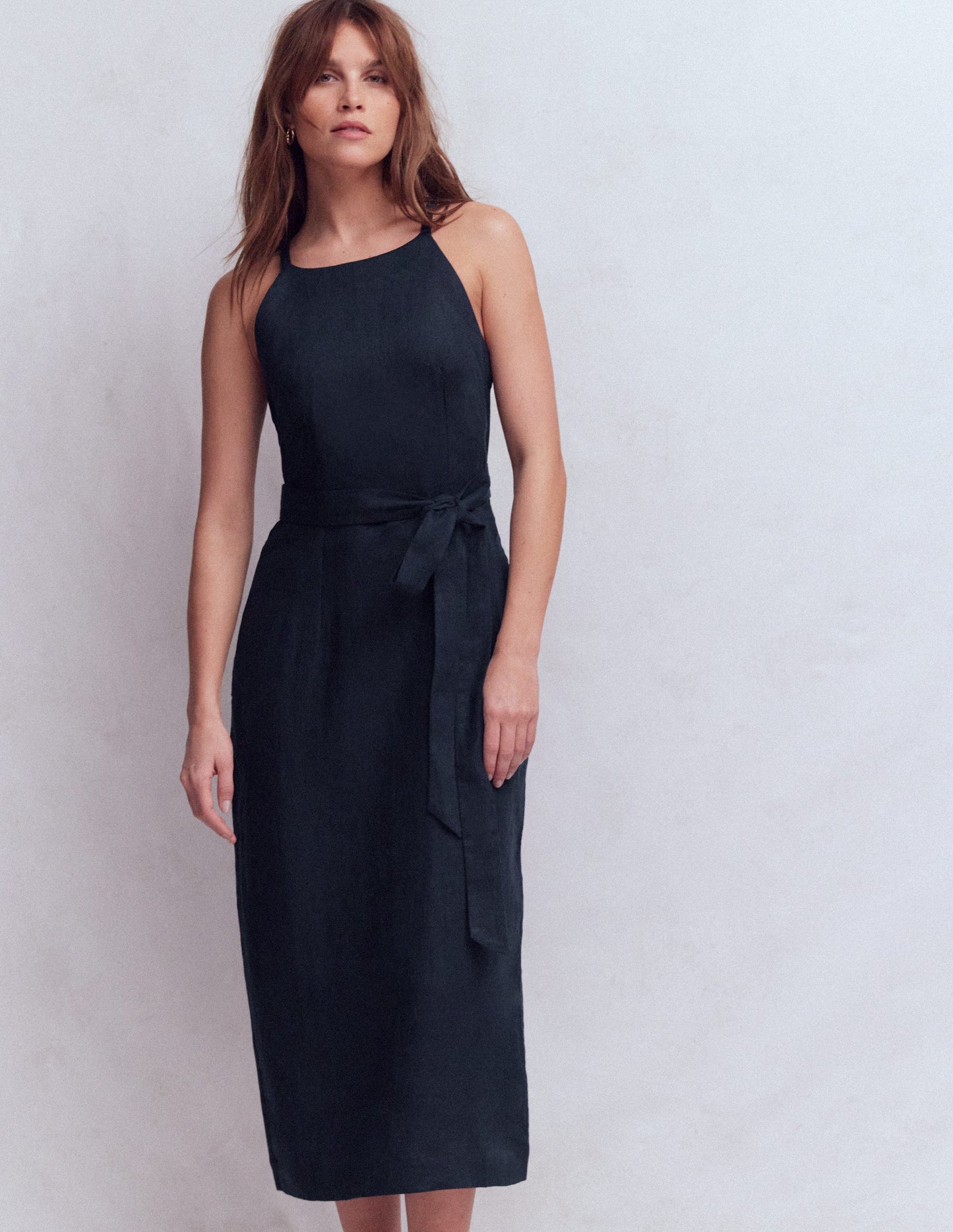 Rosa Neckholder-Midikleid aus Leinen-Marineblau