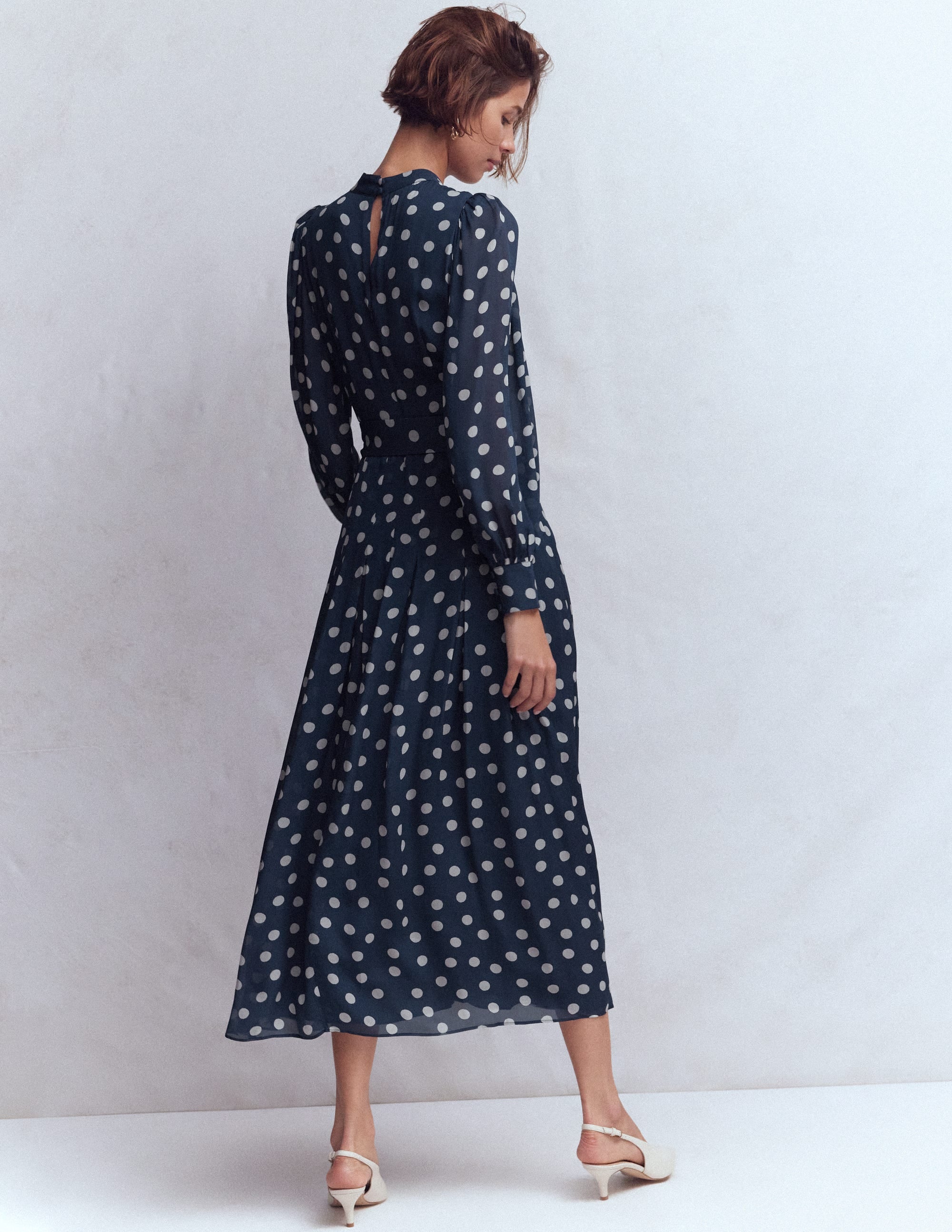 Hochgeschlossenes Kleid für besondere Anlässe-Französisches Marineblau, Gemalte Tupfen - Image 3