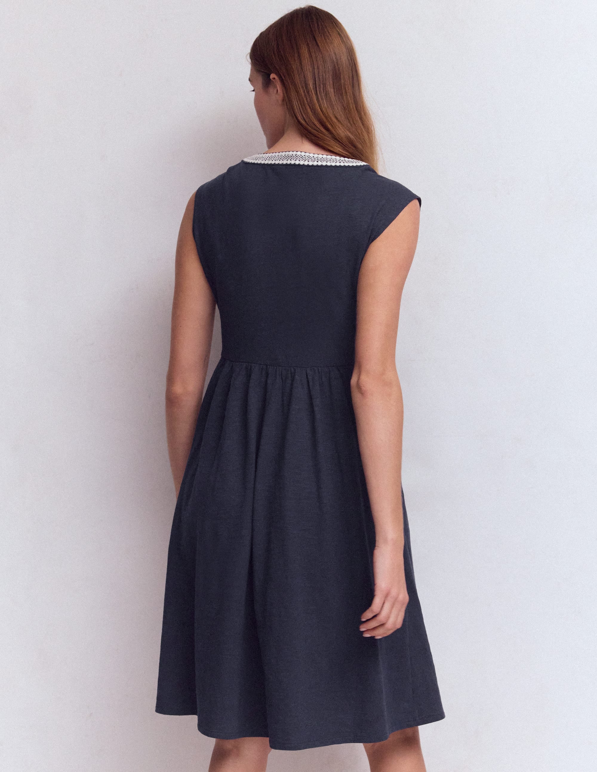 May Kurzes, besticktes Kleid-Marineblau - Image 3