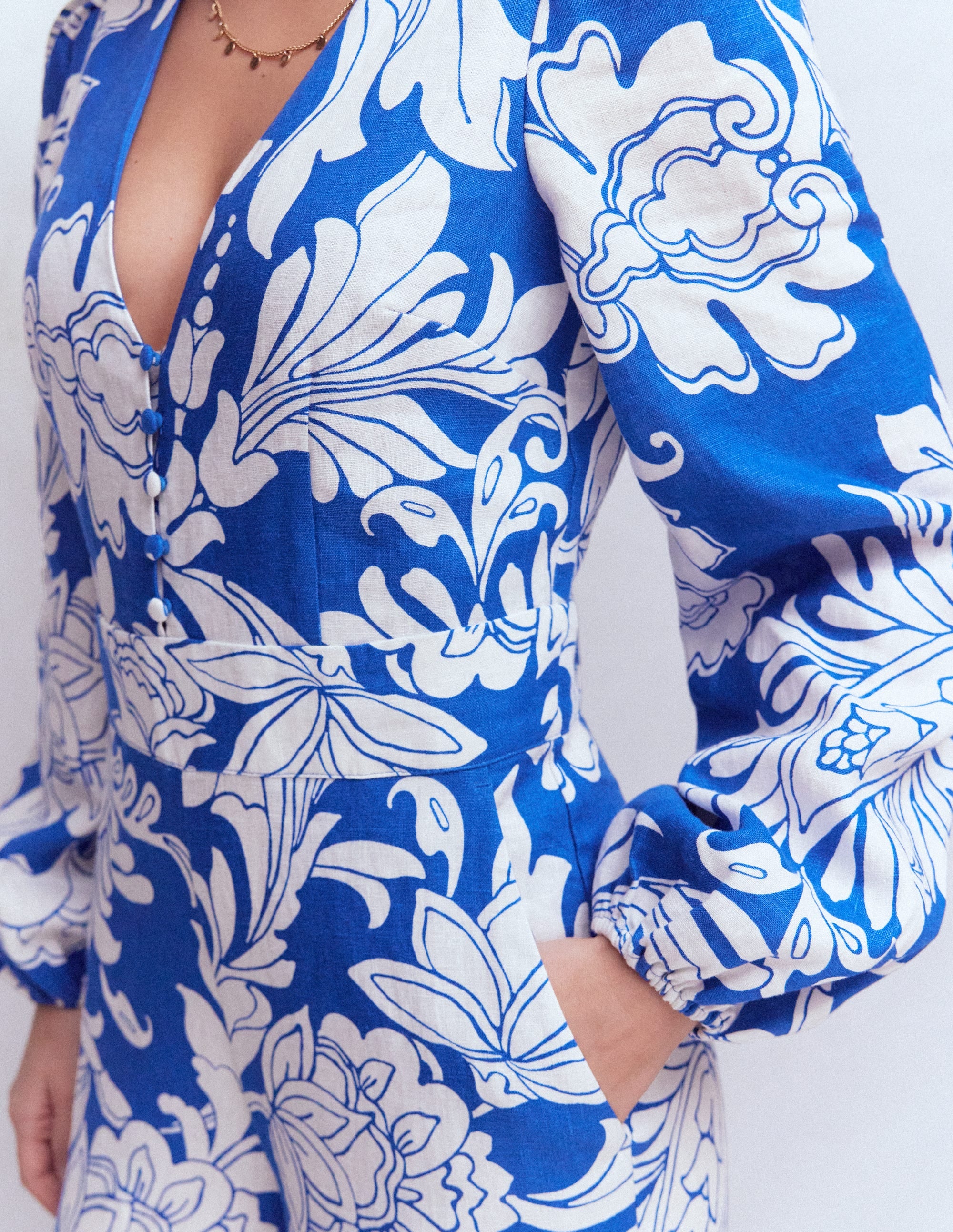 Combinaison Lola en lin-Motif Botanical Flourish Mono bleu - Image 2