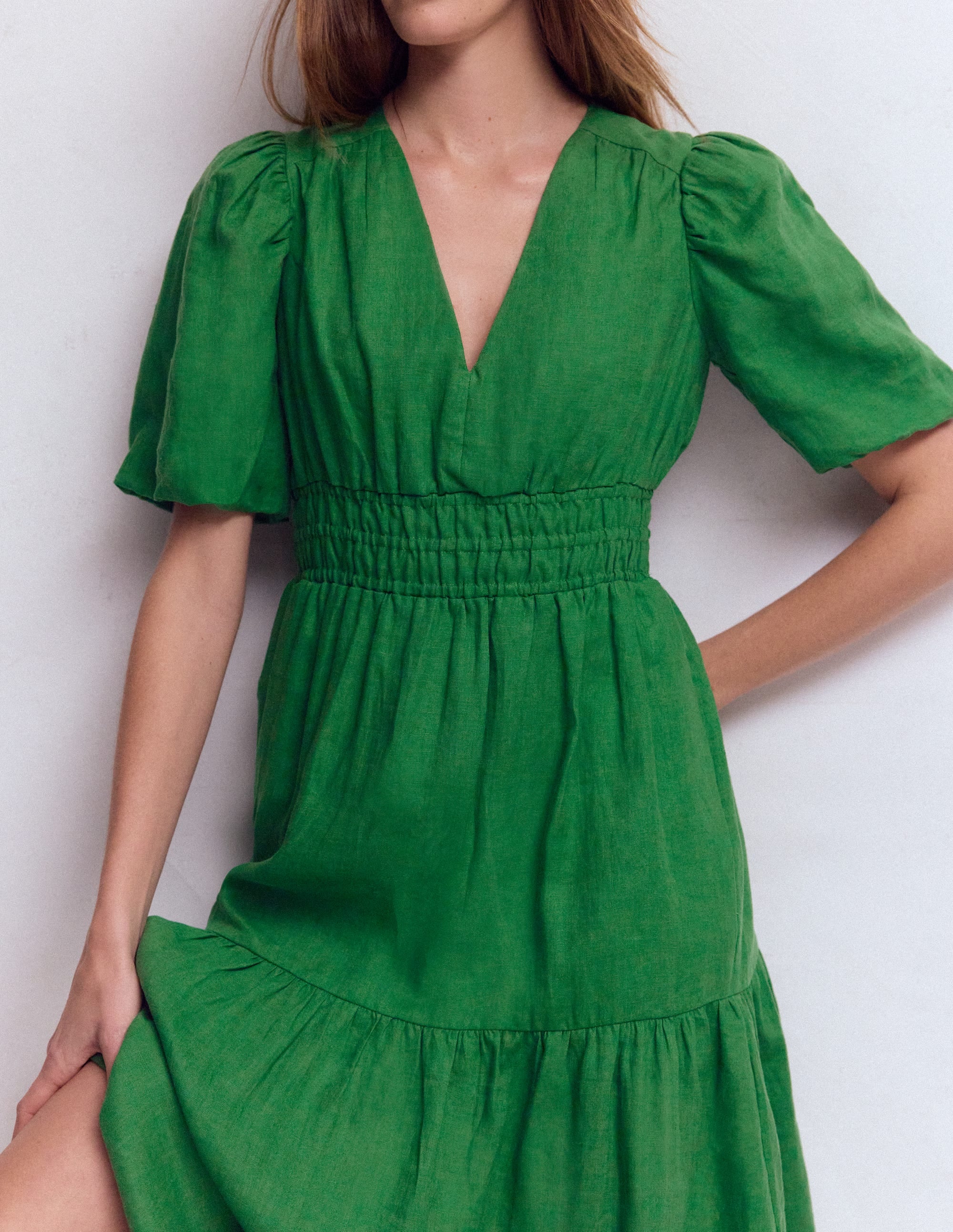 Robe midi Irene en lin-Vert des Highlands - Image 2