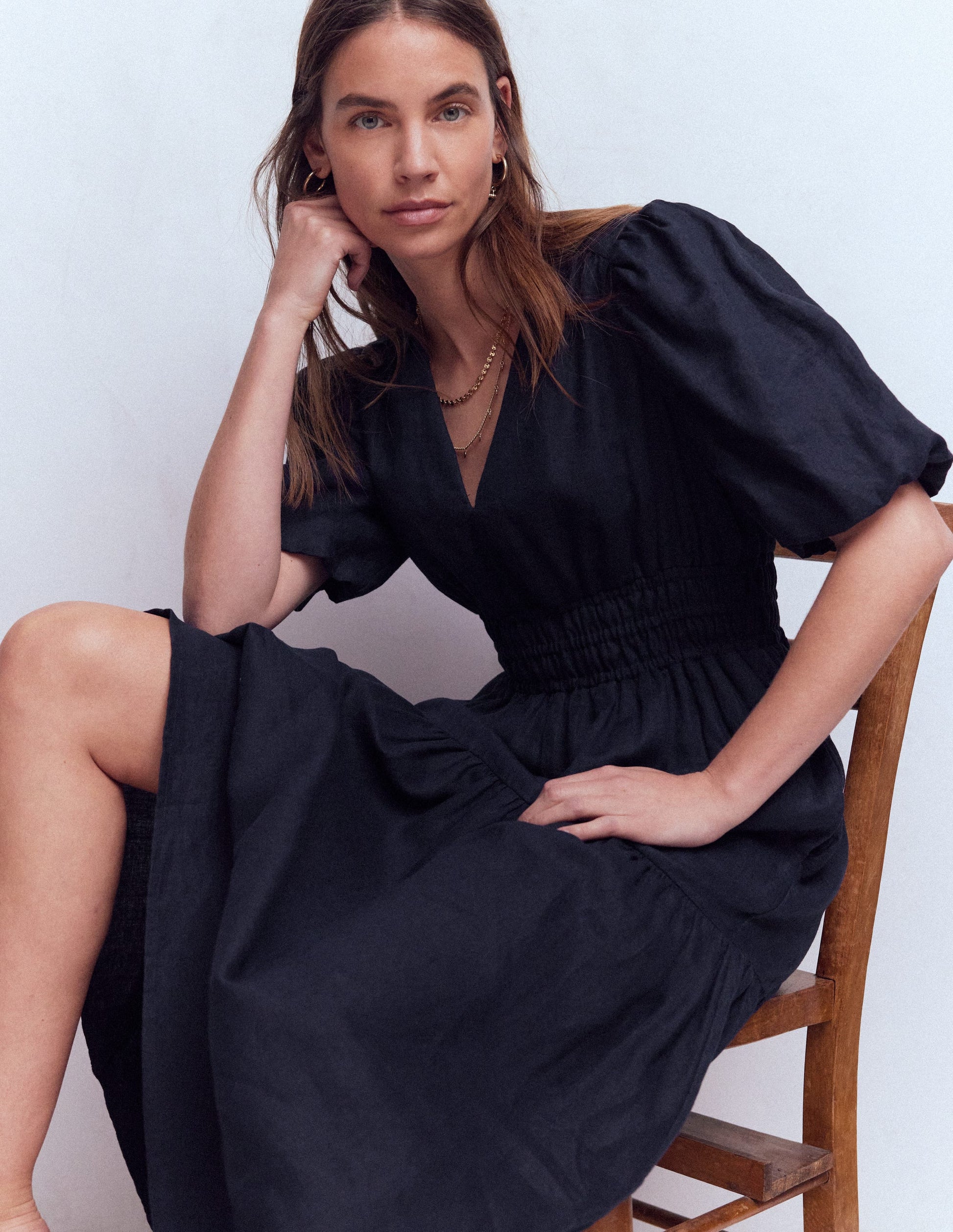 Irene Leinenkleid mit Puffärmeln-Marineblau-1