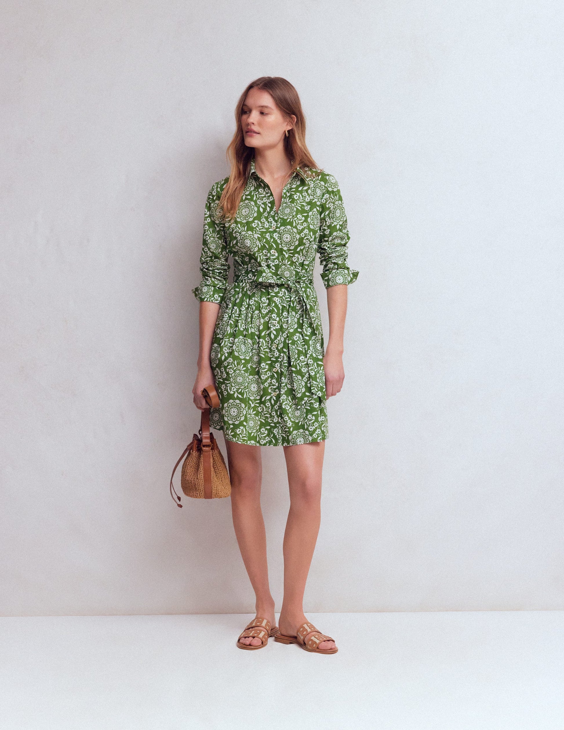 Alexa Langärmliges, kurzes Kleid-Grün, Dekorative Blüten-4