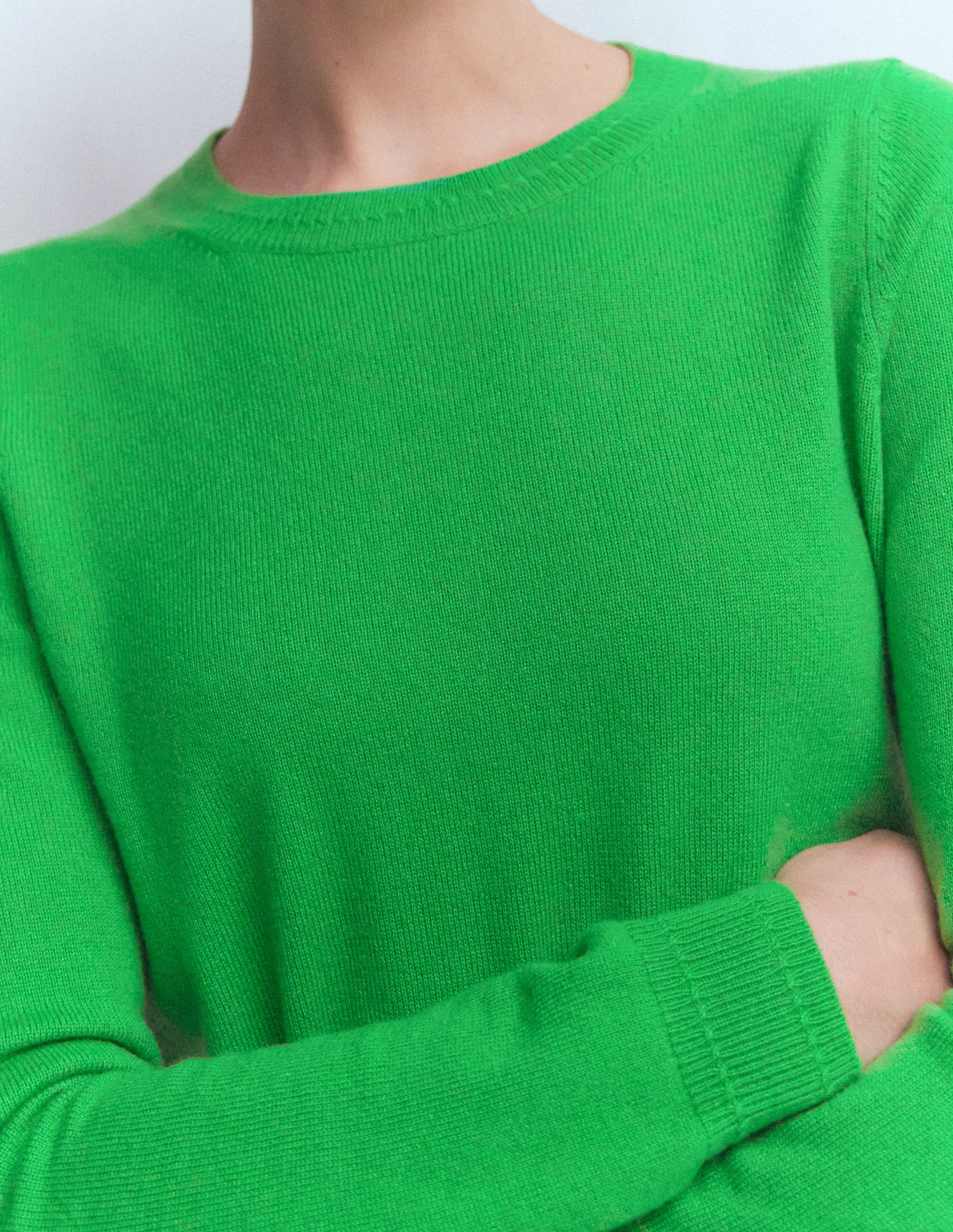 Eva Kaschmirpullover mit Rundhalsausschnitt-Baumgrün - Image 2