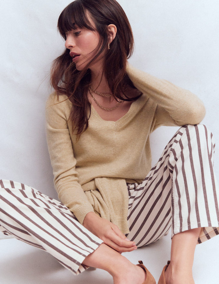 Eva Kaschmirpullover mit V-Ausschnitt-Graubraun Meliert