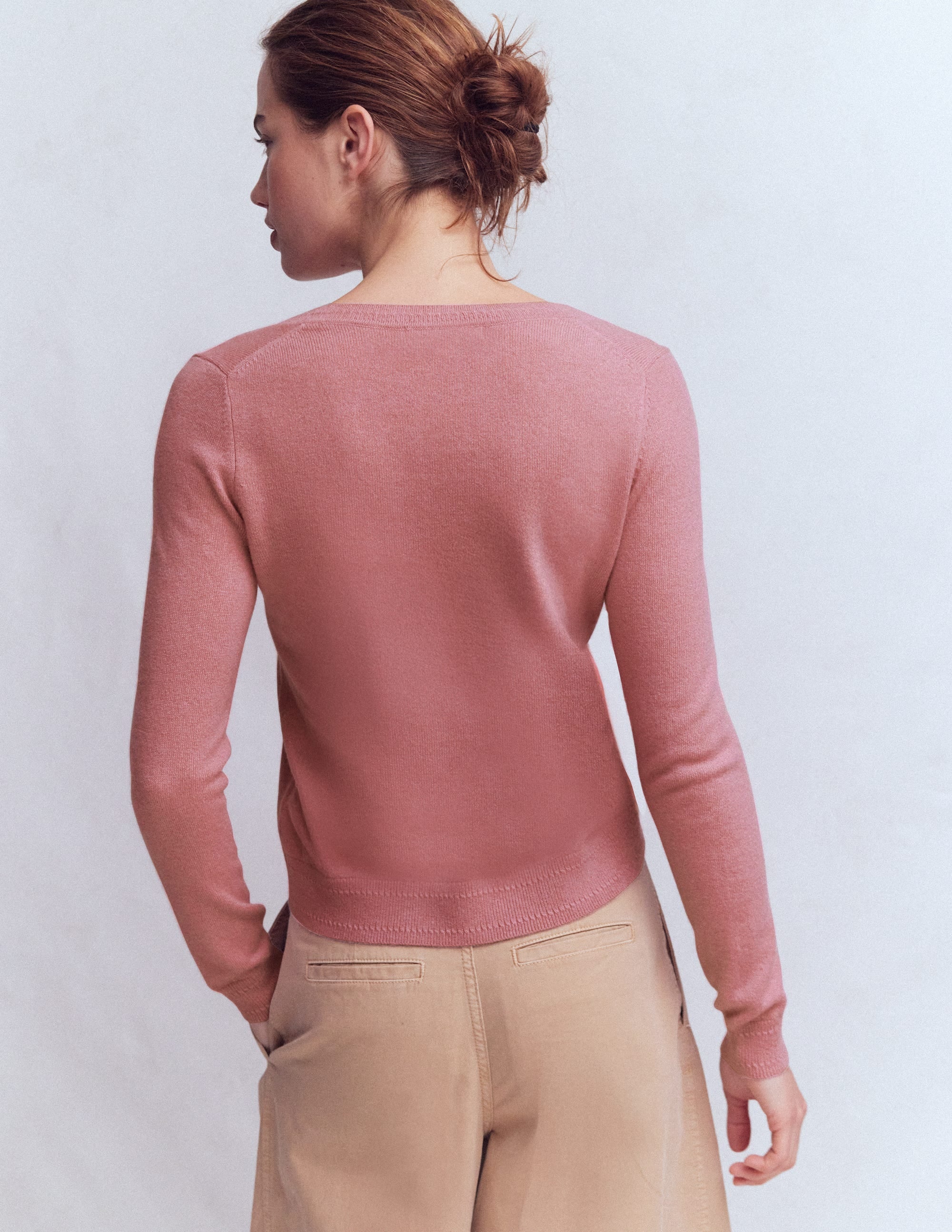 Pull Eva col V en cachemire-Rose camélia - Image 3