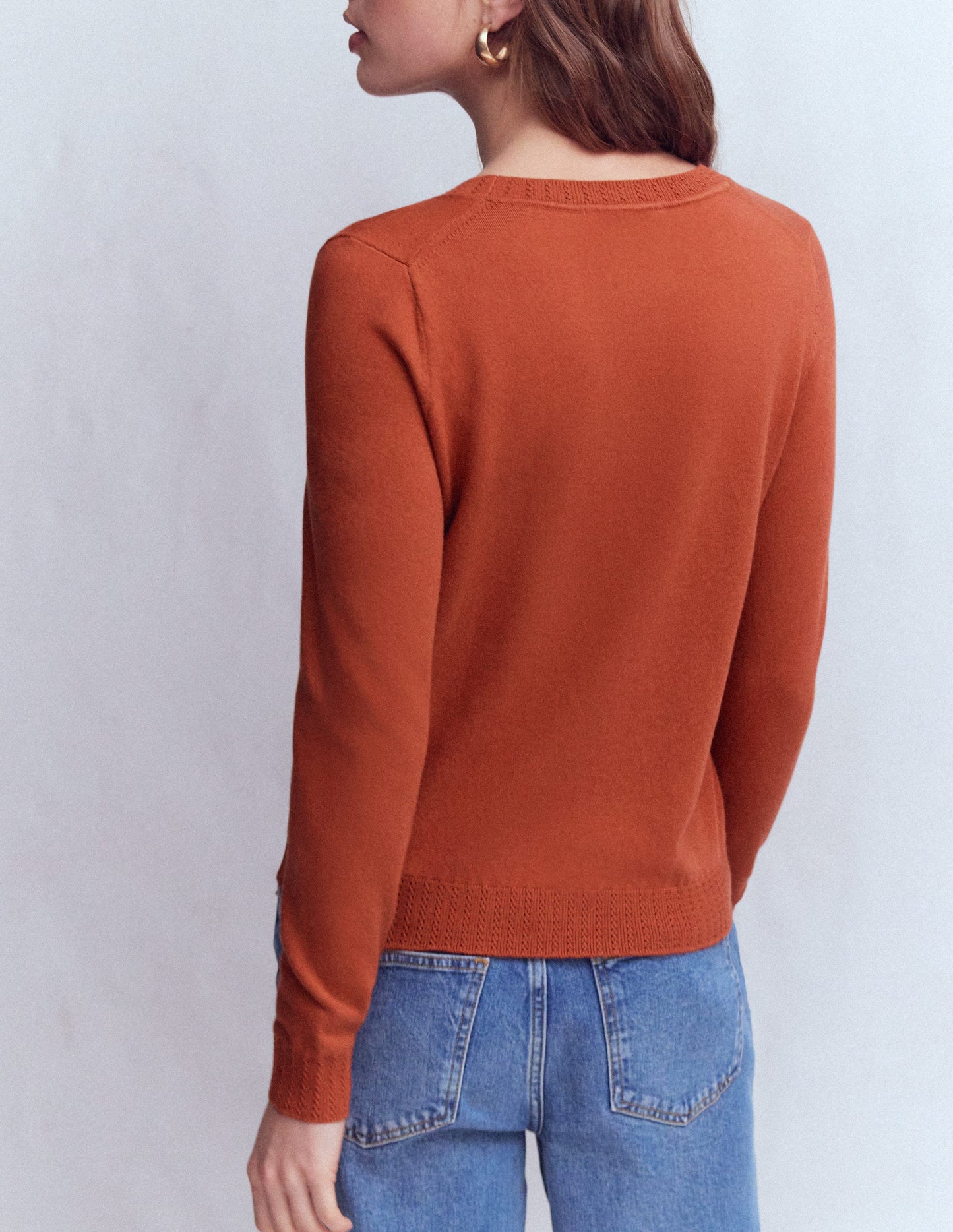 Emilia Baumwollpullover mit Rundhalsausschnitt-Kastanienbraun