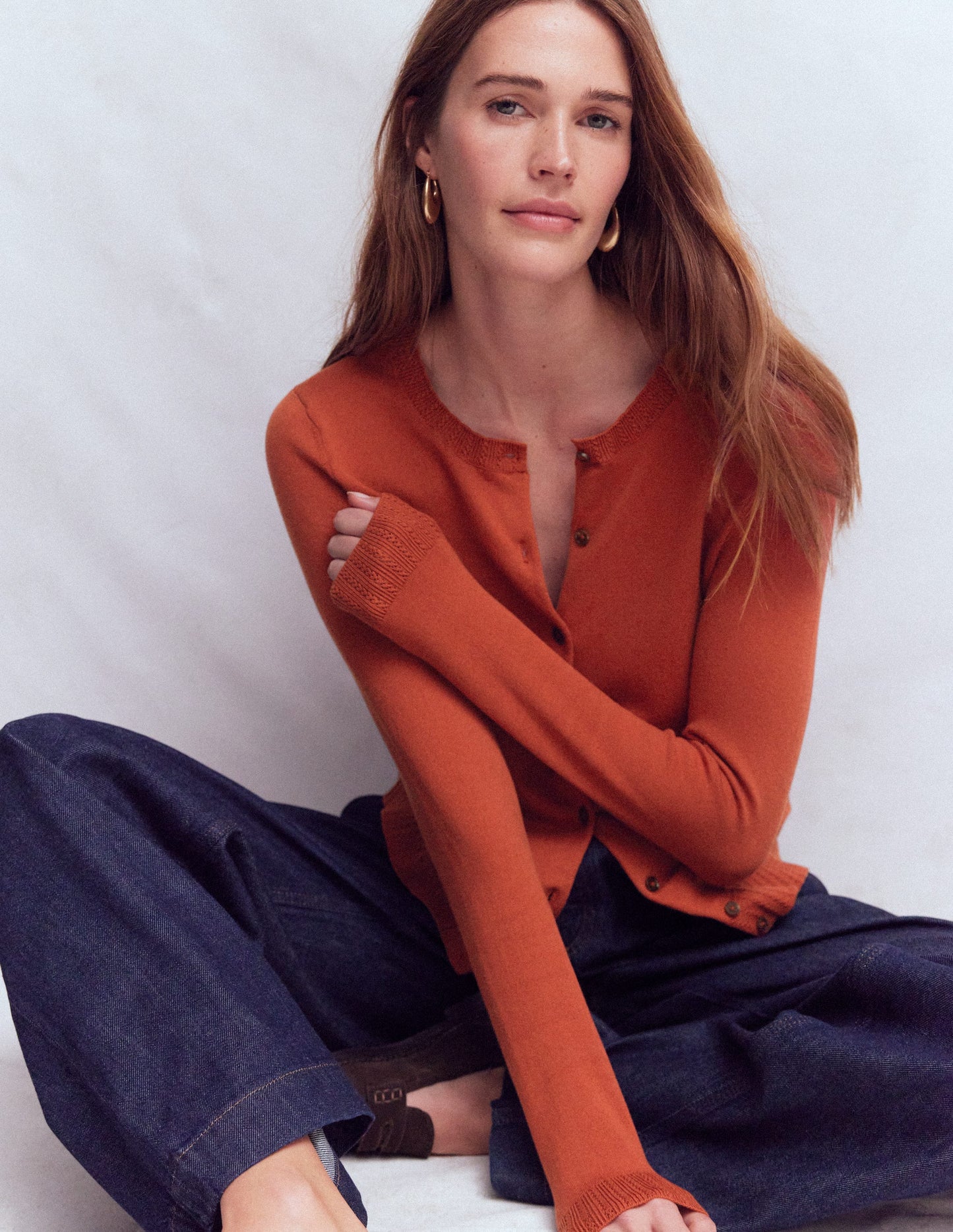 Gilet col rond Emilia en coton-Marron châtaigne grillée