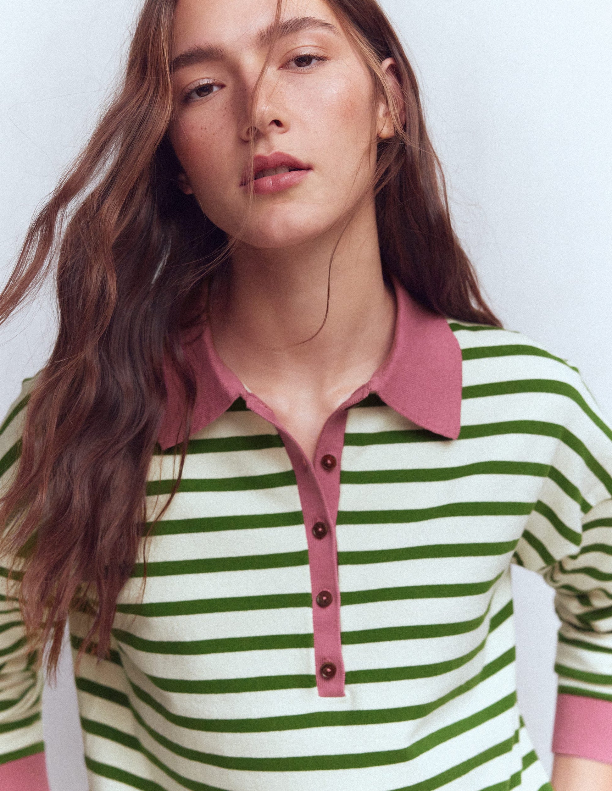 Lara Henley-Pullover aus Baumwolle-Warmes Naturweiß, Hofgrün Streifen-2