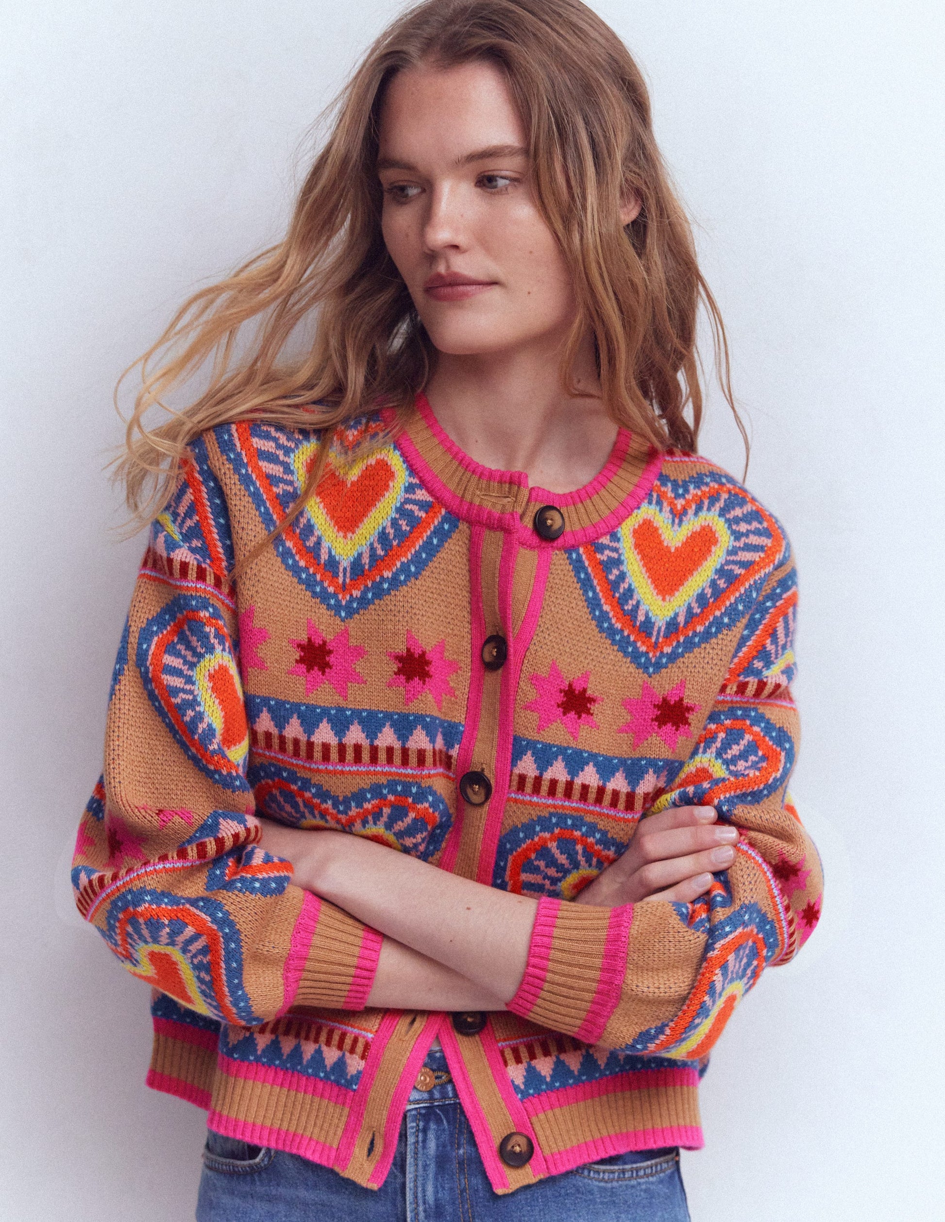 Abi Jacquard-Strickjacke-Kamelbraun Meliert, Herzen-2