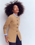 Joanna Taillierte Strickjacke-Camel Meliert