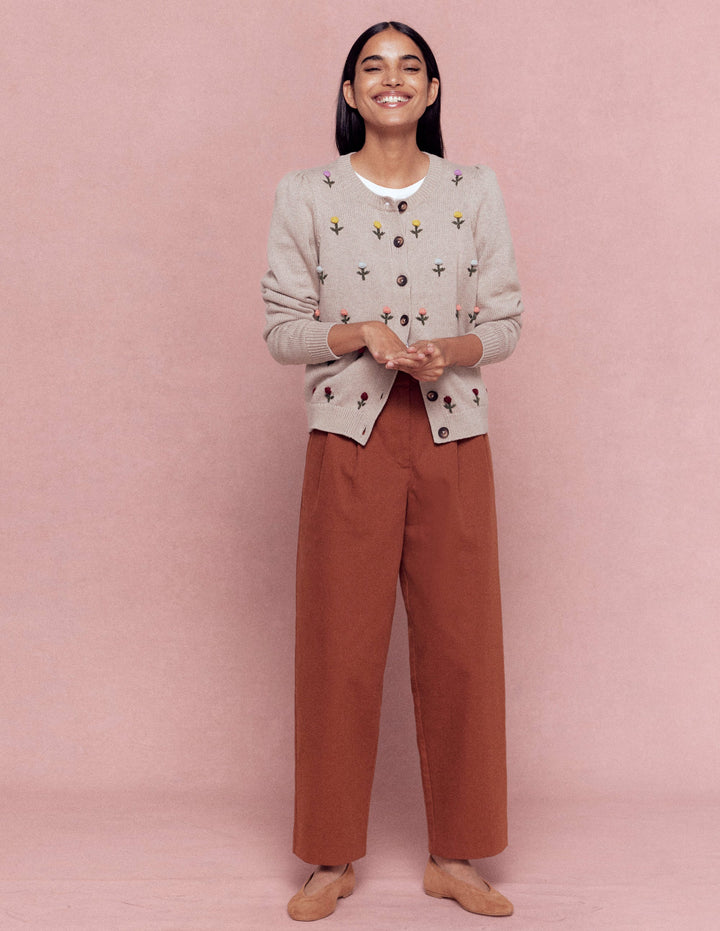 Davina Strickjacke mit Puffärmeln-Chinchilla Stickerei