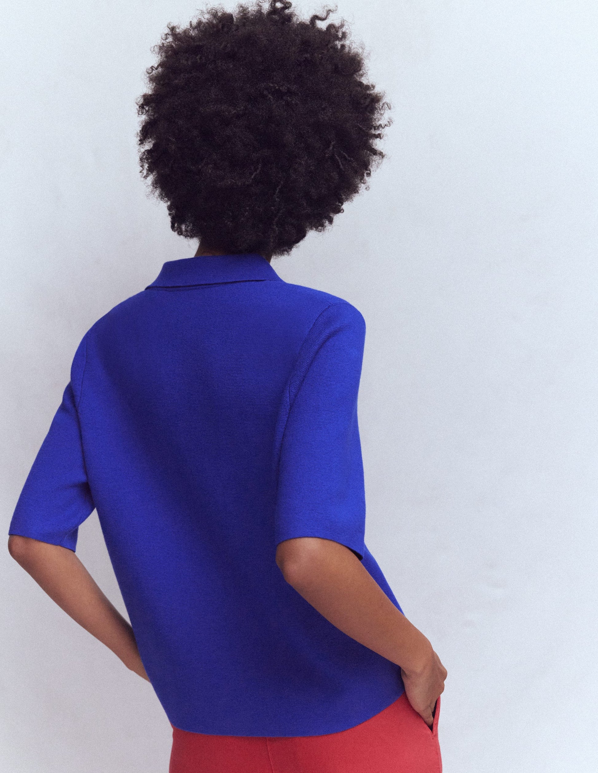 Kurzärmliges Strickhemd-Leuchtendes Blau-3