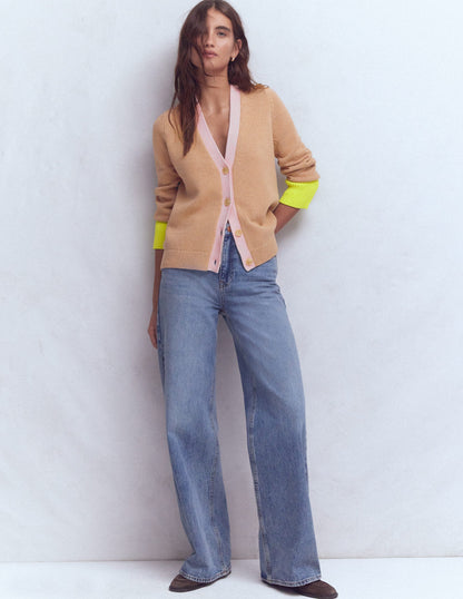 Lucy Lockere Strickjacke aus Baumwolle-Camel Meliert-4