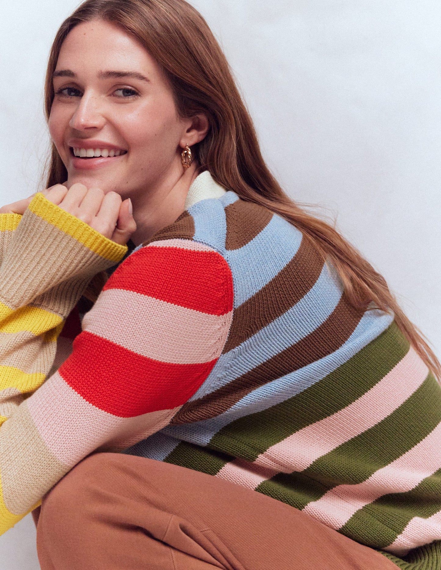 Lucy Lockere Strickjacke aus Baumwolle-Bunt Kuddelmuddel