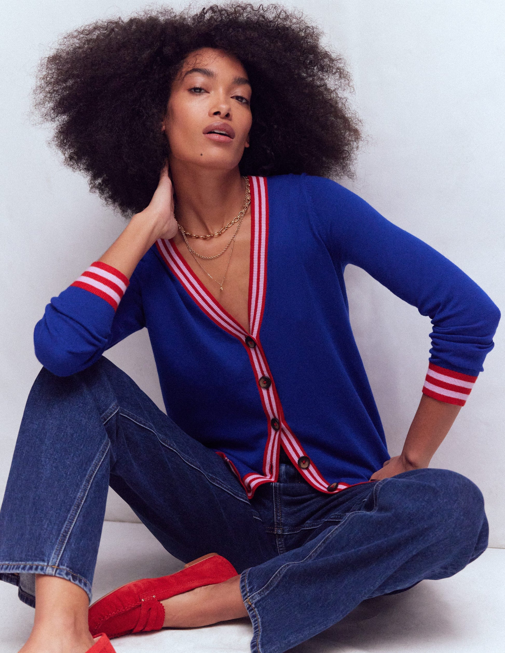 Lange Strickjacke mit V-Ausschnitt-Leuchtendes Blau-1