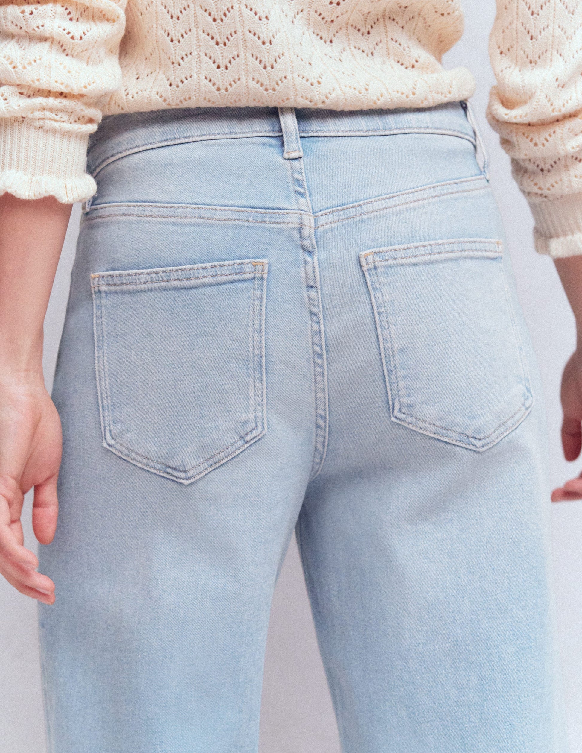 Hoch geschnittene Jeans mit weitem Bein-Ausgeblichene Optik-2