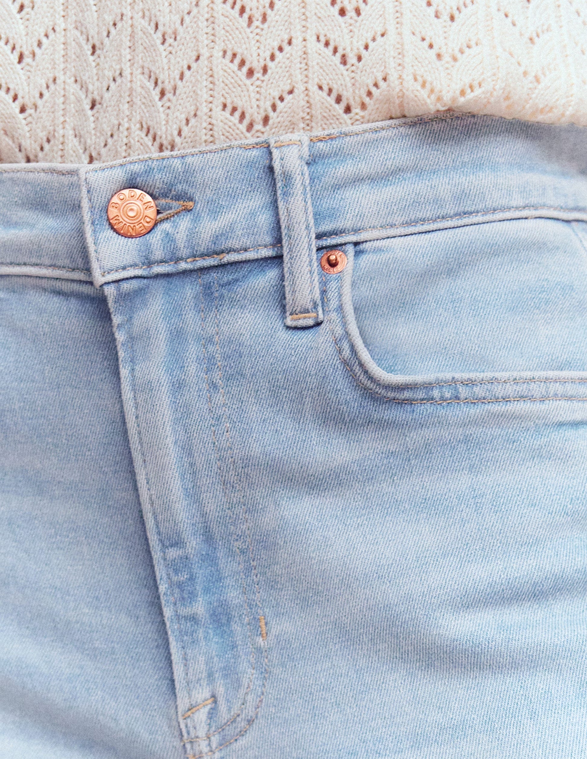 Hoch geschnittene Jeans mit weitem Bein-Ausgeblichene Optik-5