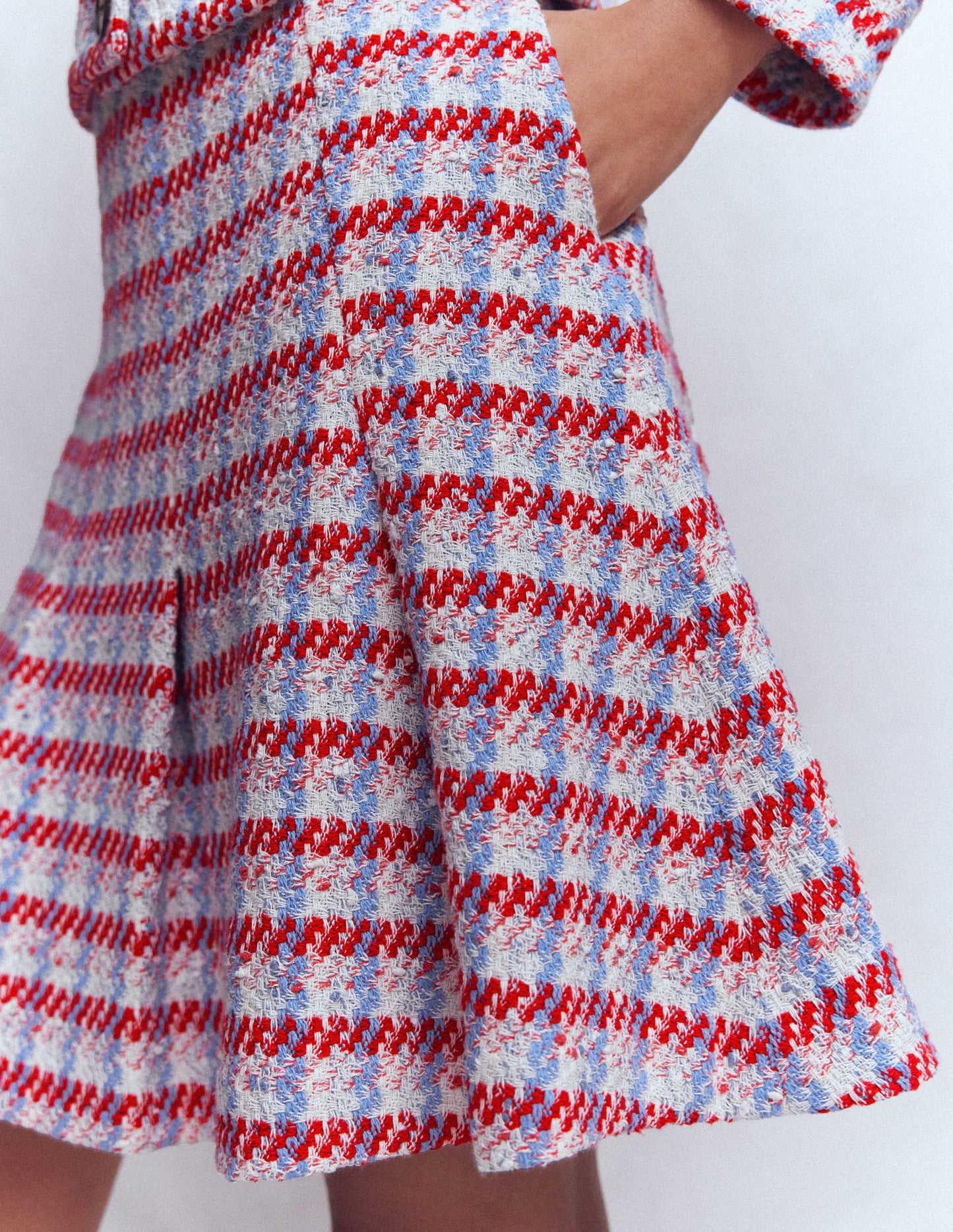 Ausgestellter, texturierter Rock-Rosa Texturiert