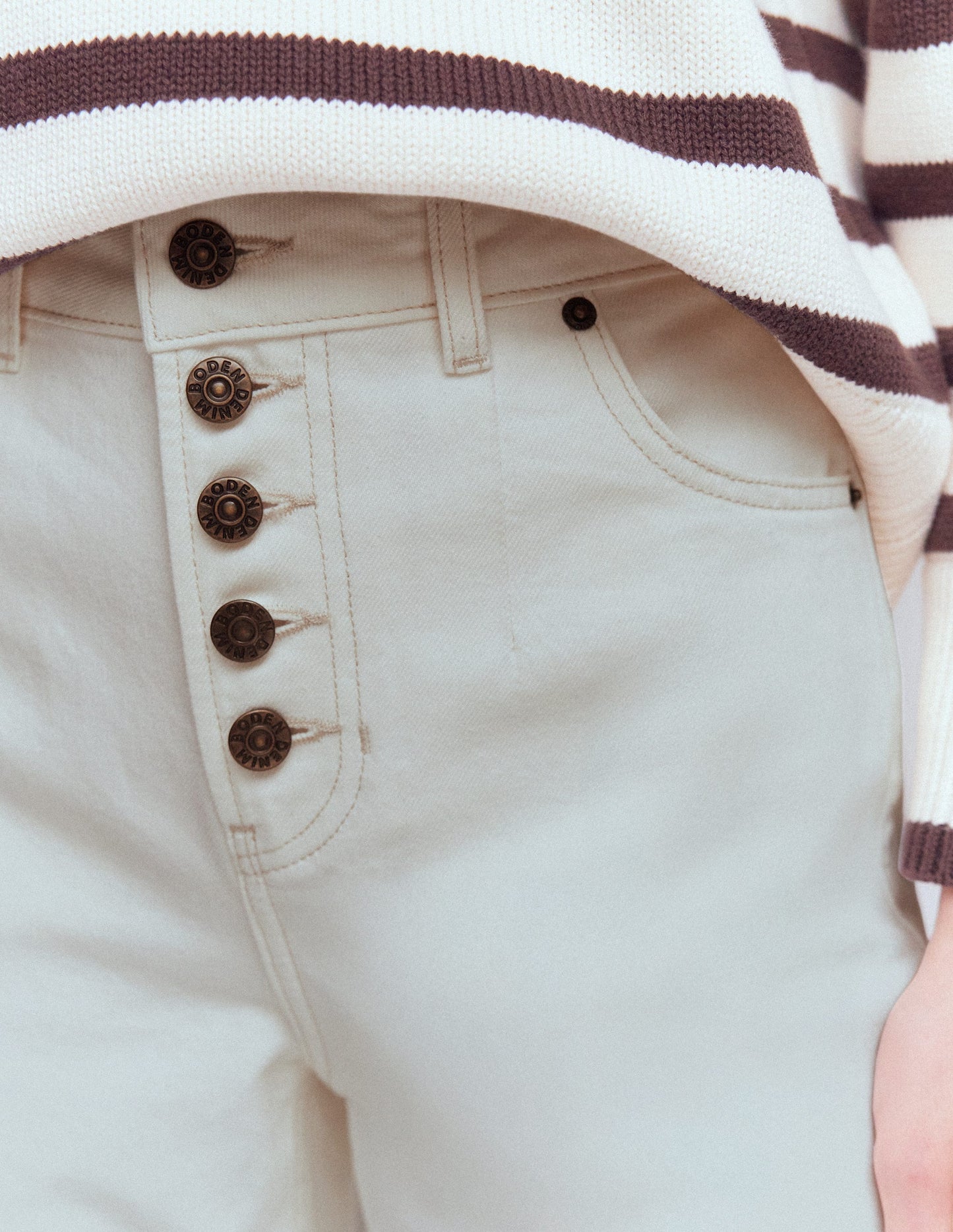 Jean droit à boutons apparents-Écru