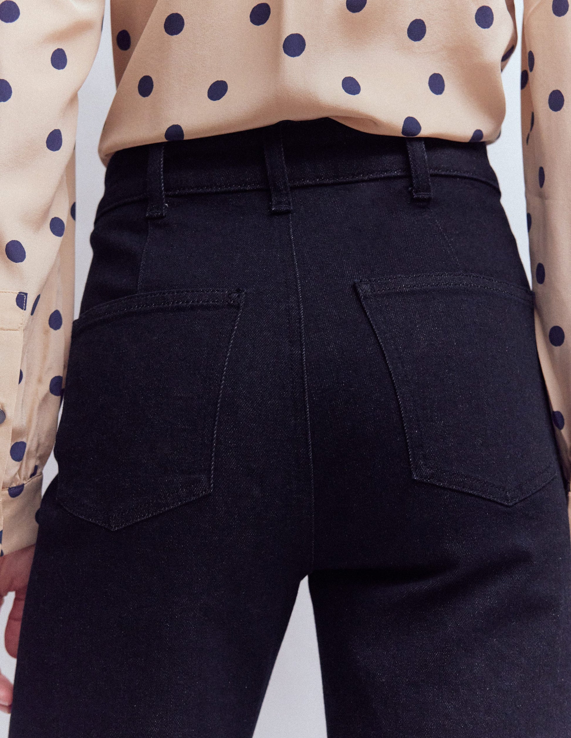 Jeans mit Biesen und geradem, weitem Bein-Indigo Waschung-2