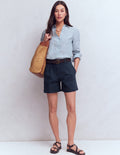Chinoshorts-Marineblau