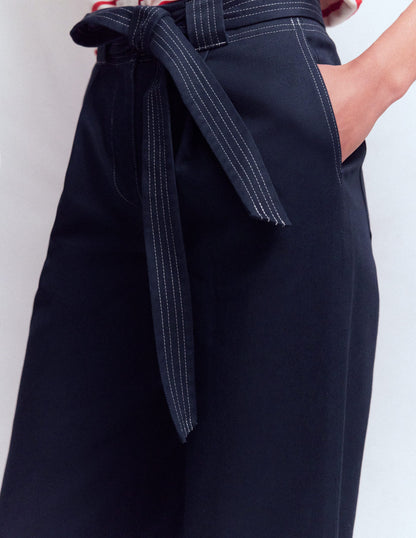 Barrel-Hose mit Gürtel-Marineblau-2