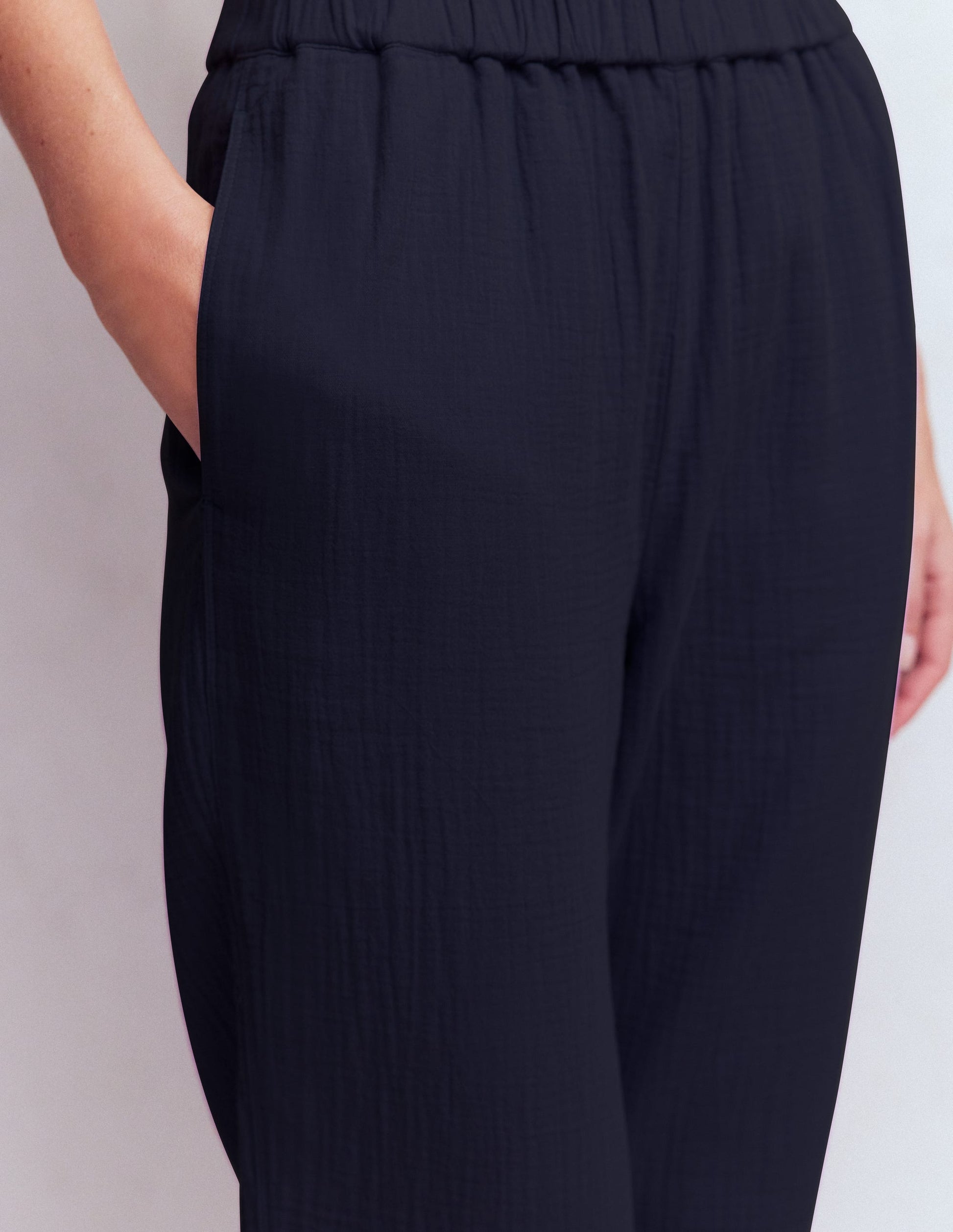 Verkürzte Doppeltuch-Hose-Marineblau-2