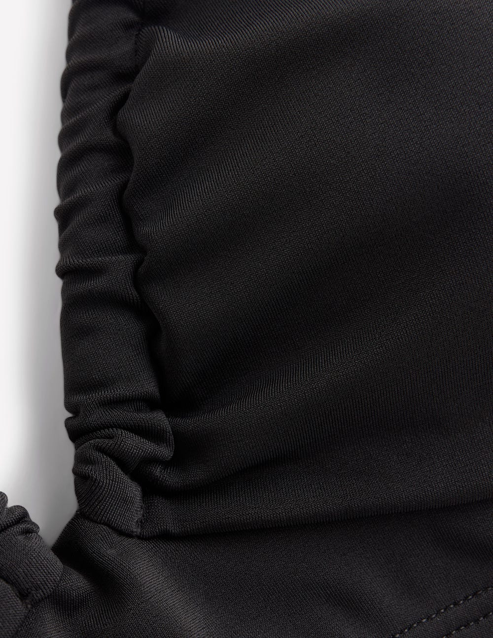 Minori Neckholder-Bikinioberteil zum Binden-Schwarz-7