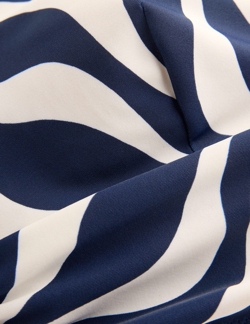 Mykonos Bikinioberteil mit tiefem V-Ausschnitt-Marineblau, Rhythmische Welle