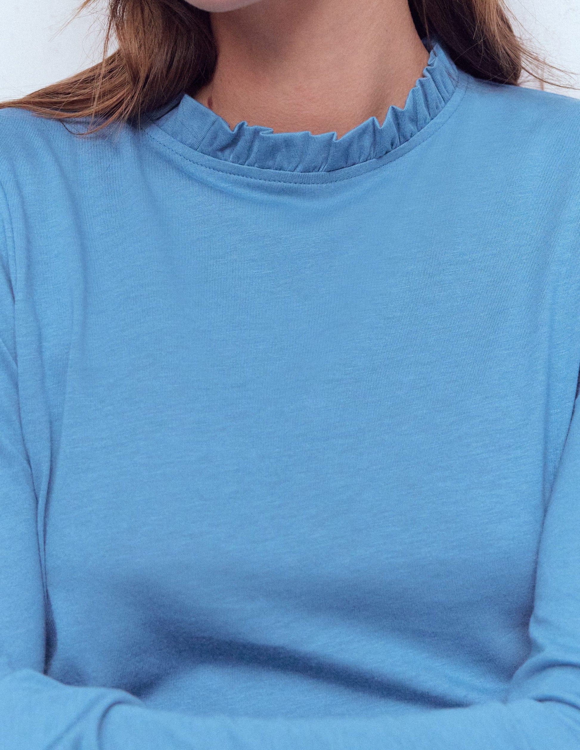 Superweiches Oberteil mit Rüschendetail-Kapitänsblau-2