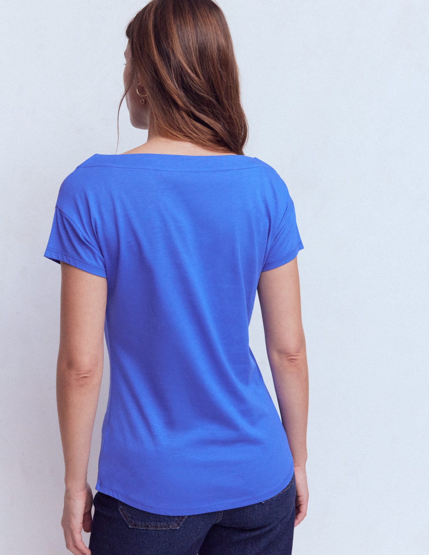 Superweiches T-Shirt mit U-Boot-Ausschnitt-Beaucoup Blue